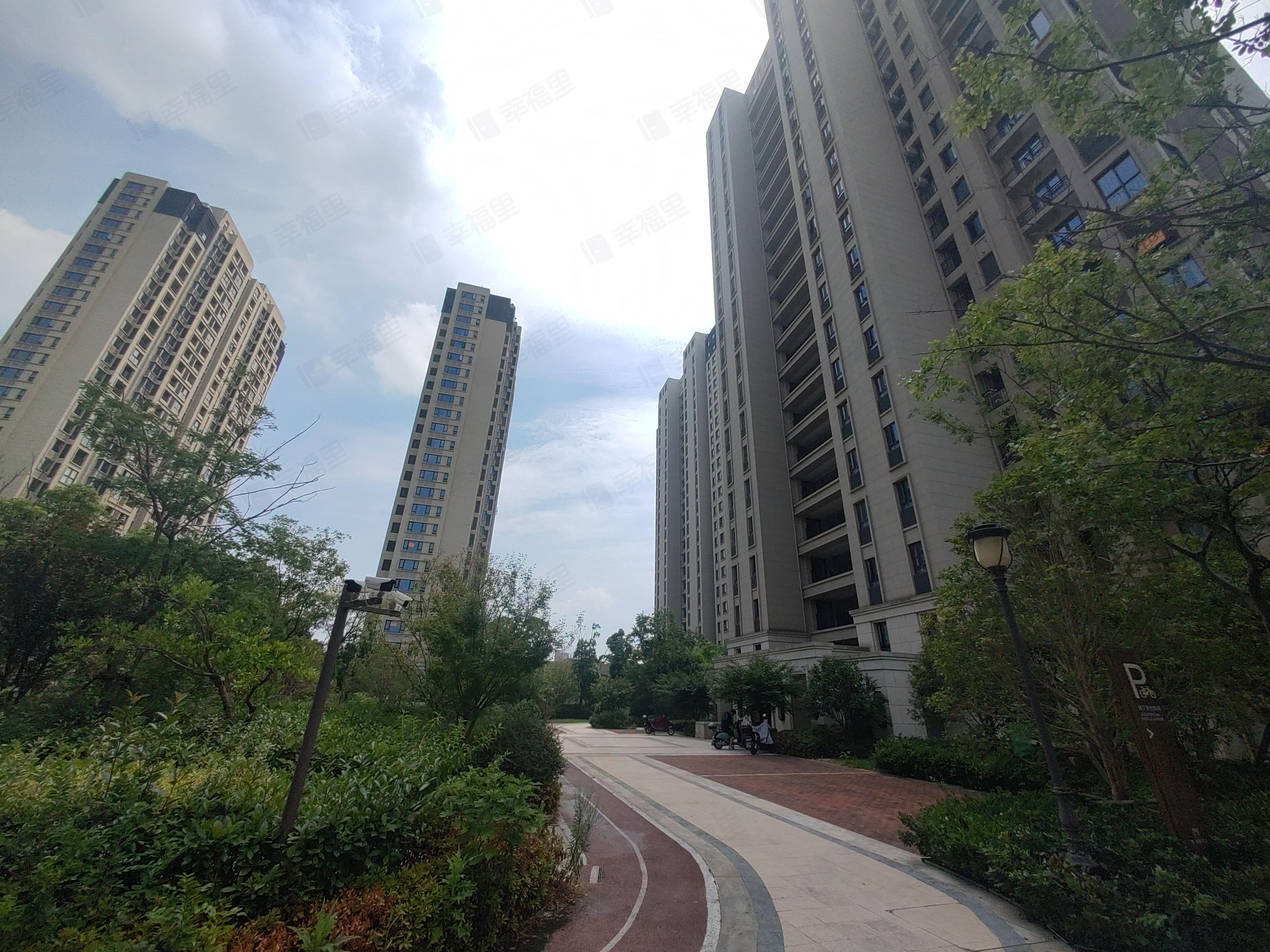 悦隽半岛小区效果图