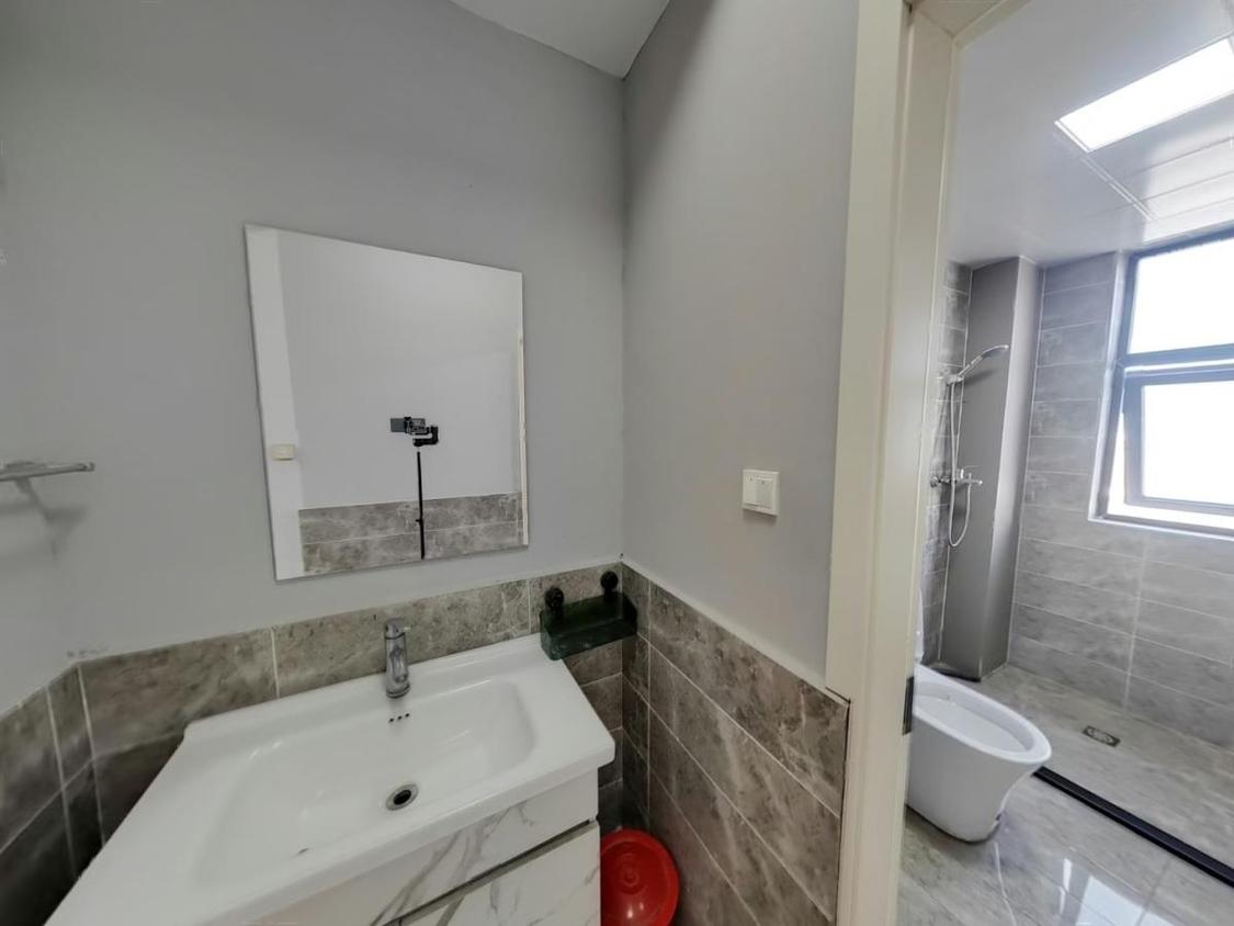 整租·爱法山水国际