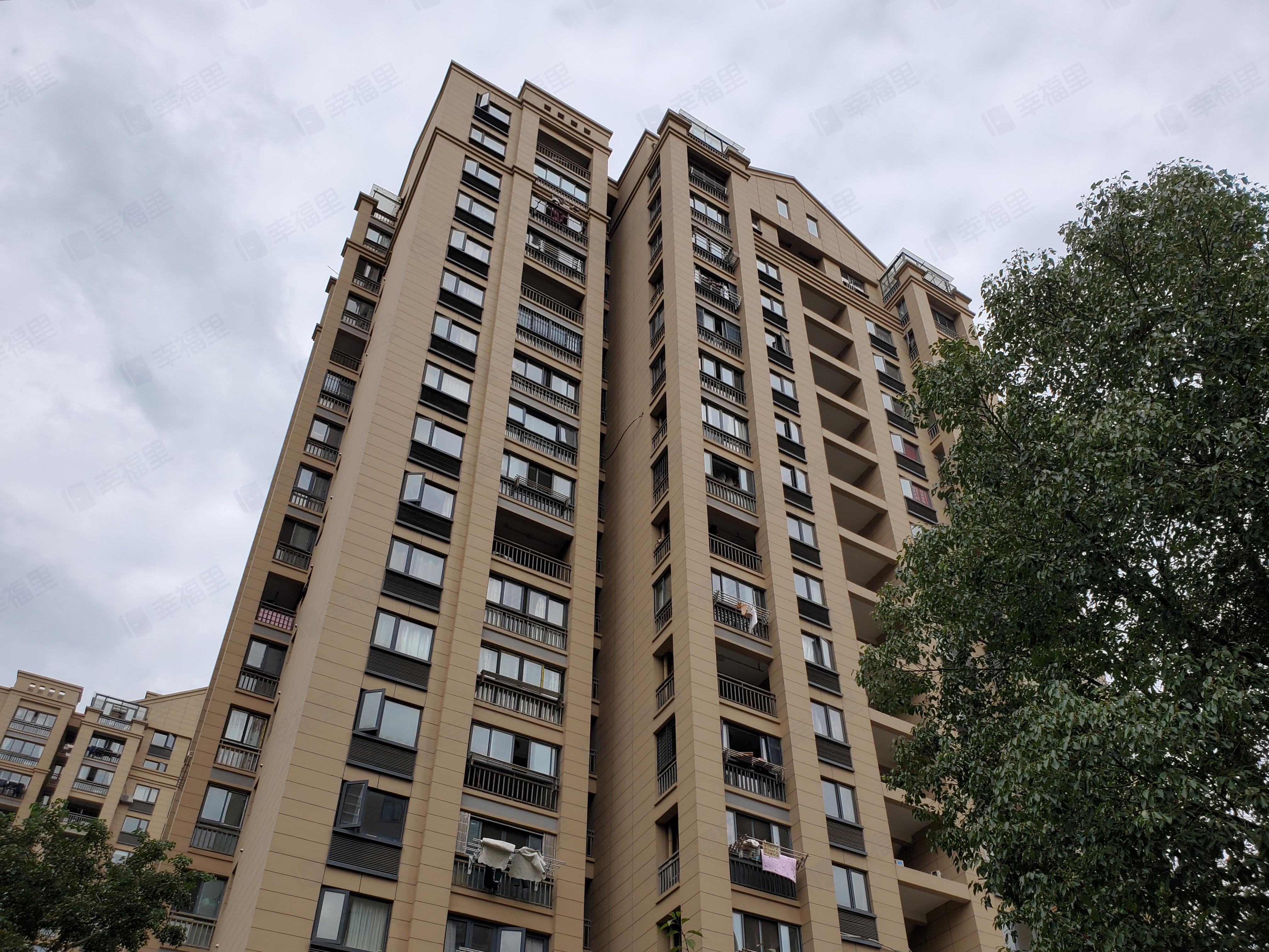 保利湖畔阳光苑小区效果图