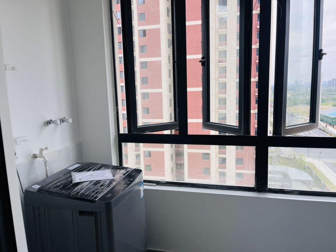 合租·前滩(晶萃名邸)