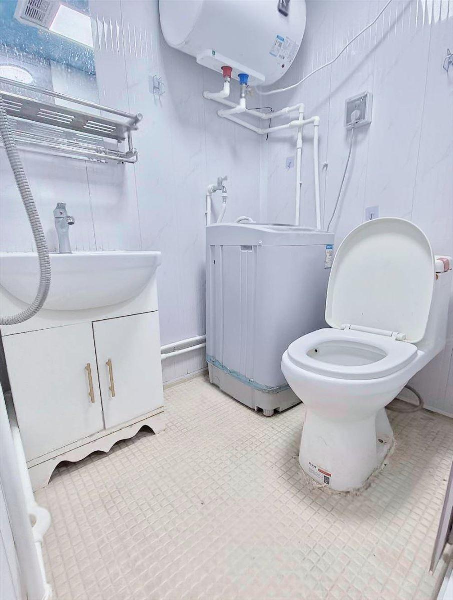 合租·蒙特卡尼