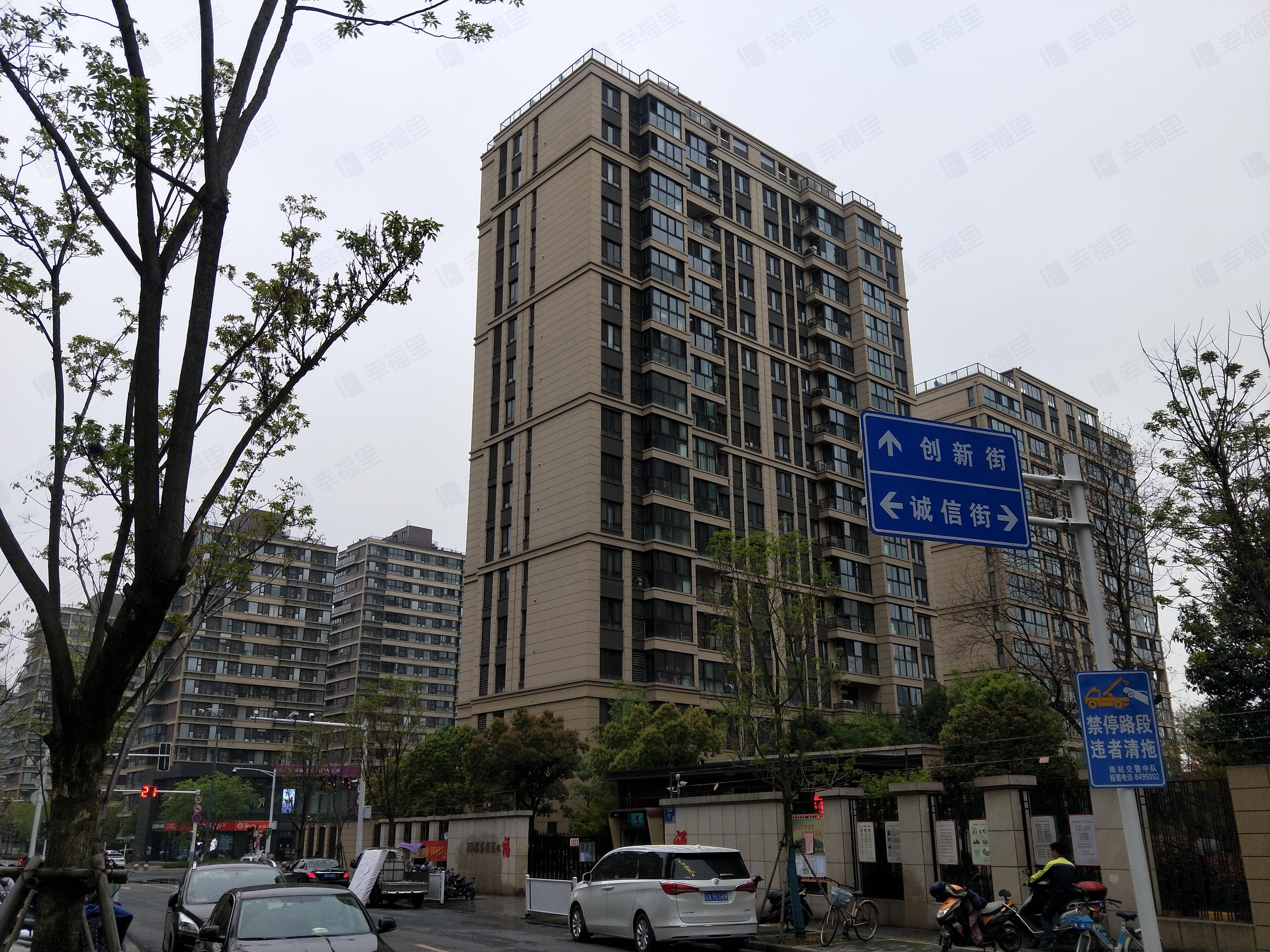 万科都荟南苑小区效果图