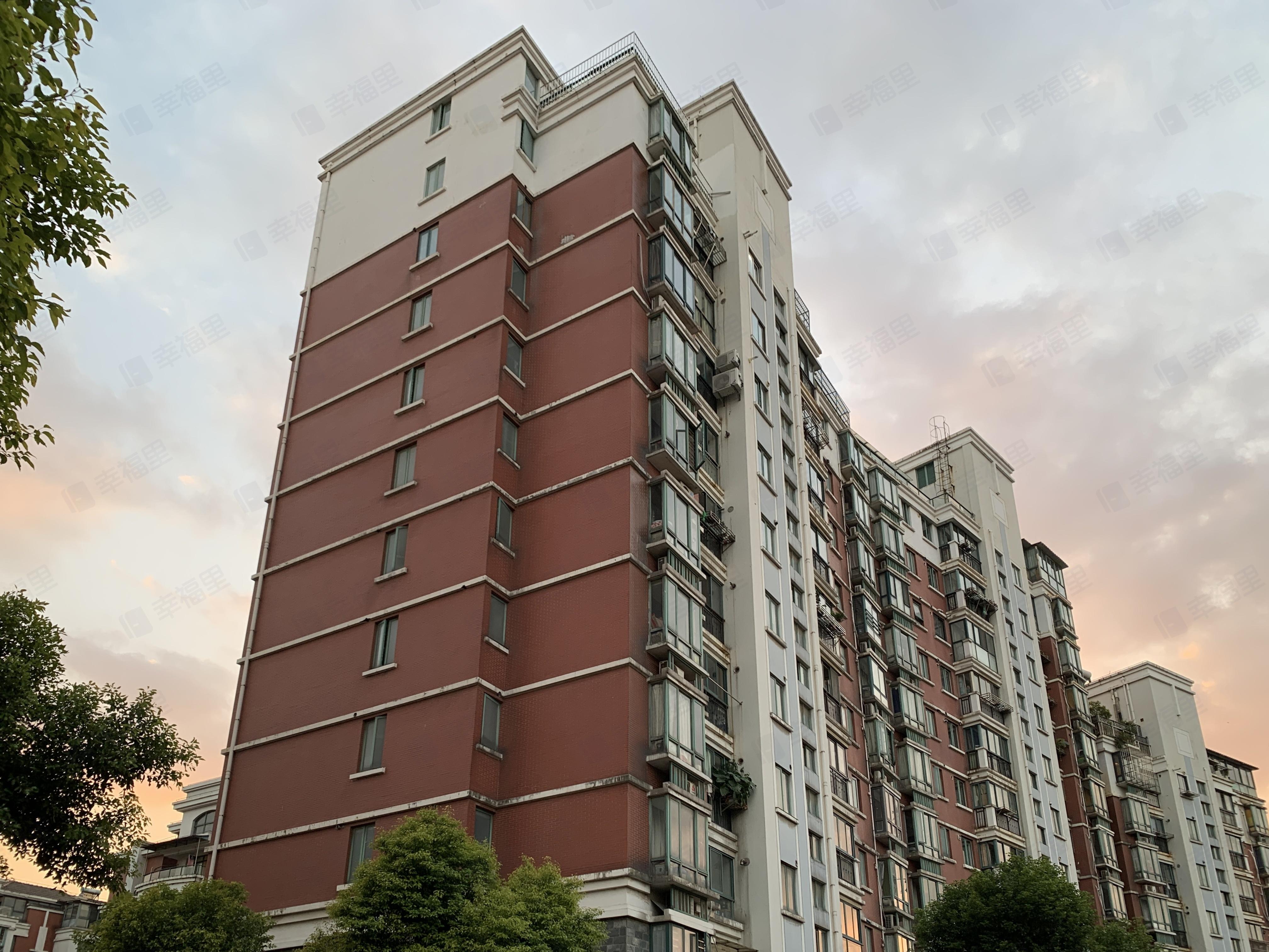 康泰东苑小区效果图