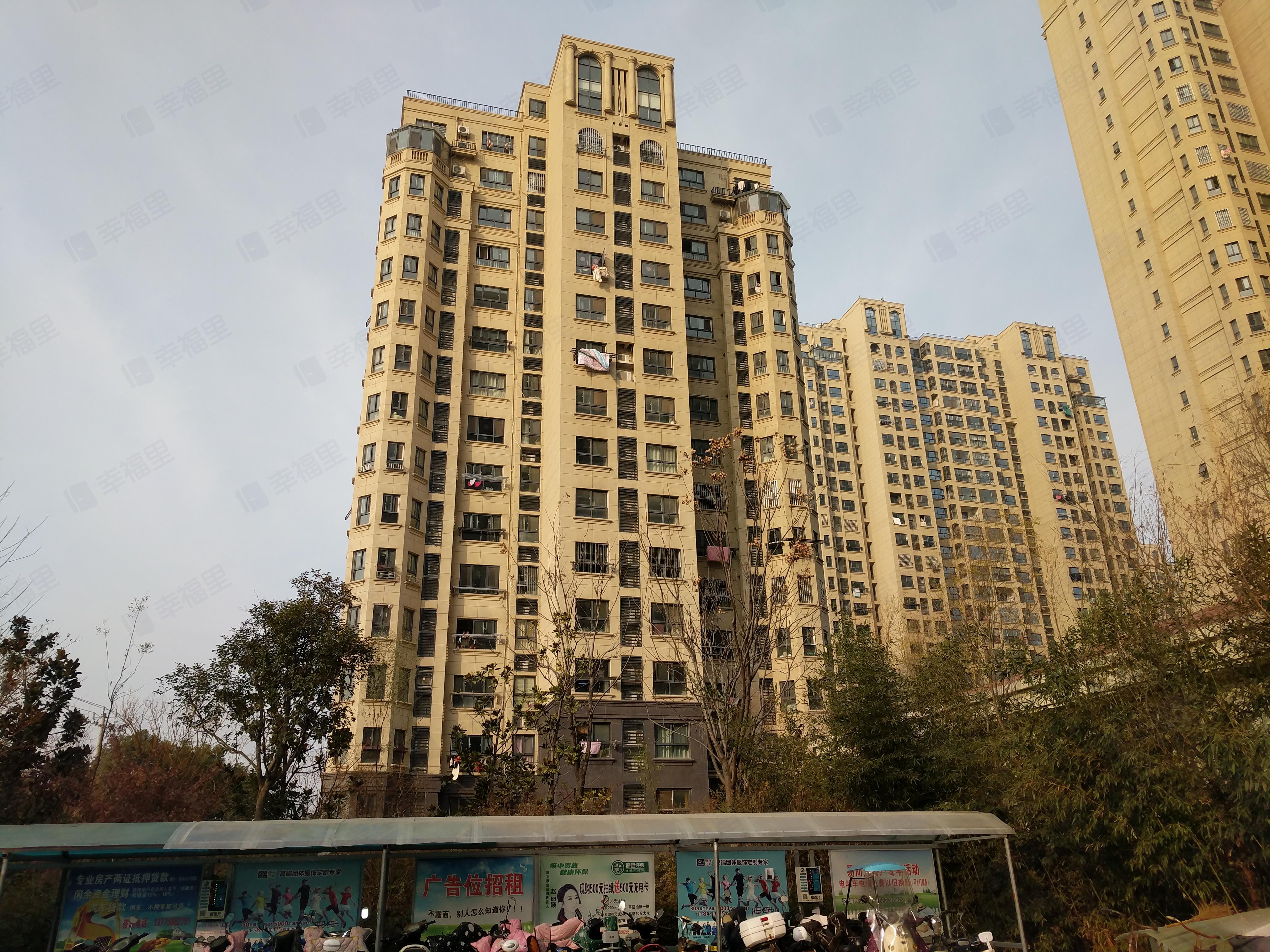 荣盛香榭兰庭小区效果图