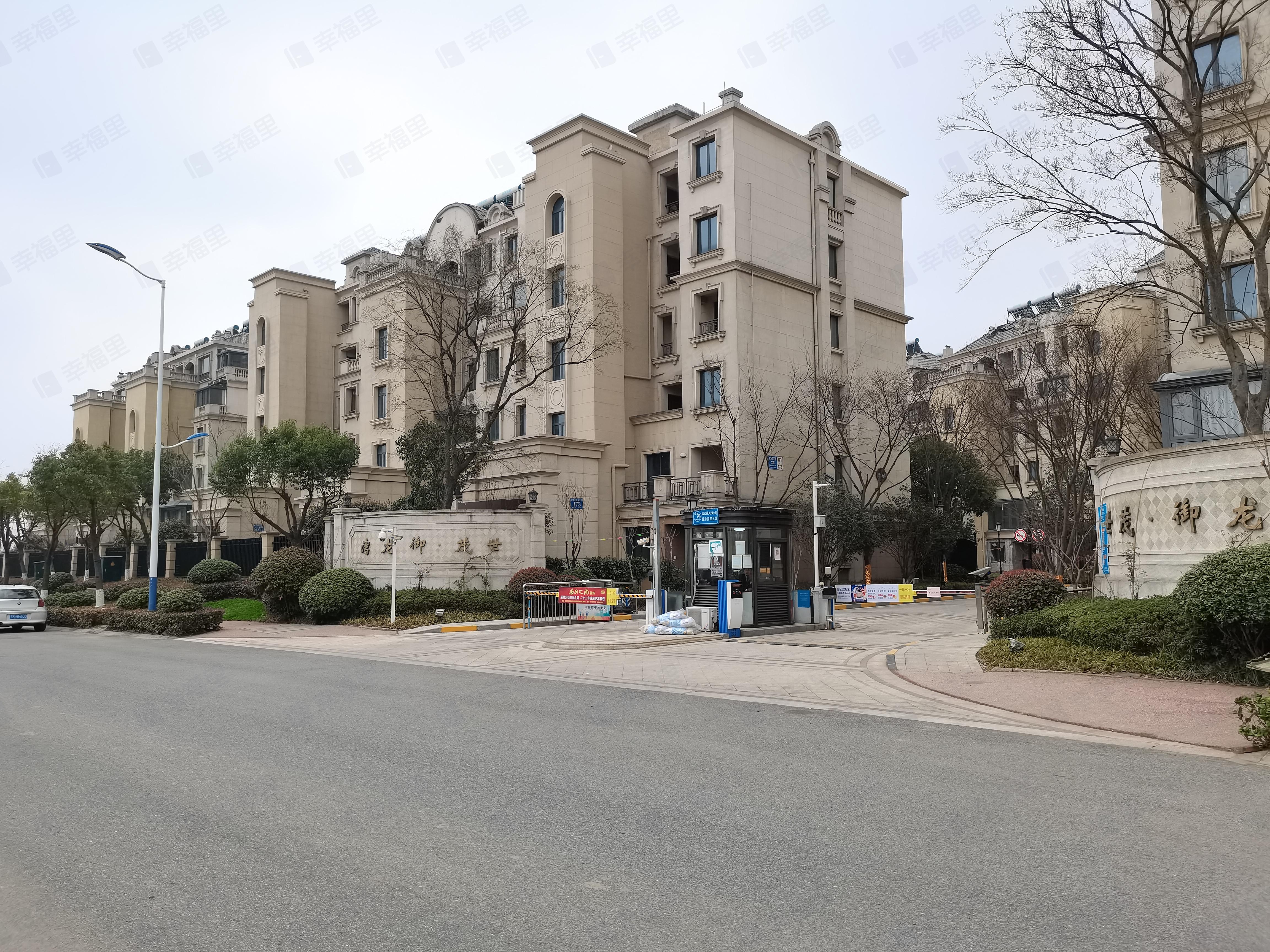 世茂御龙湾小区效果图