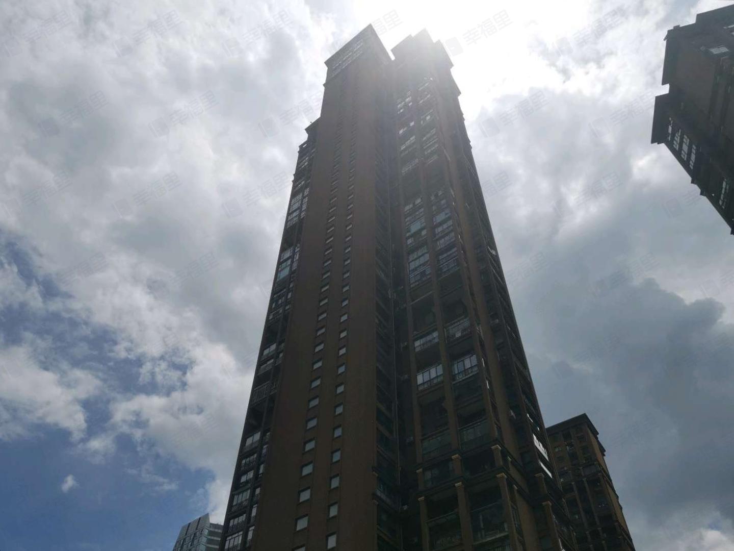 世茂御龙湾小区效果图