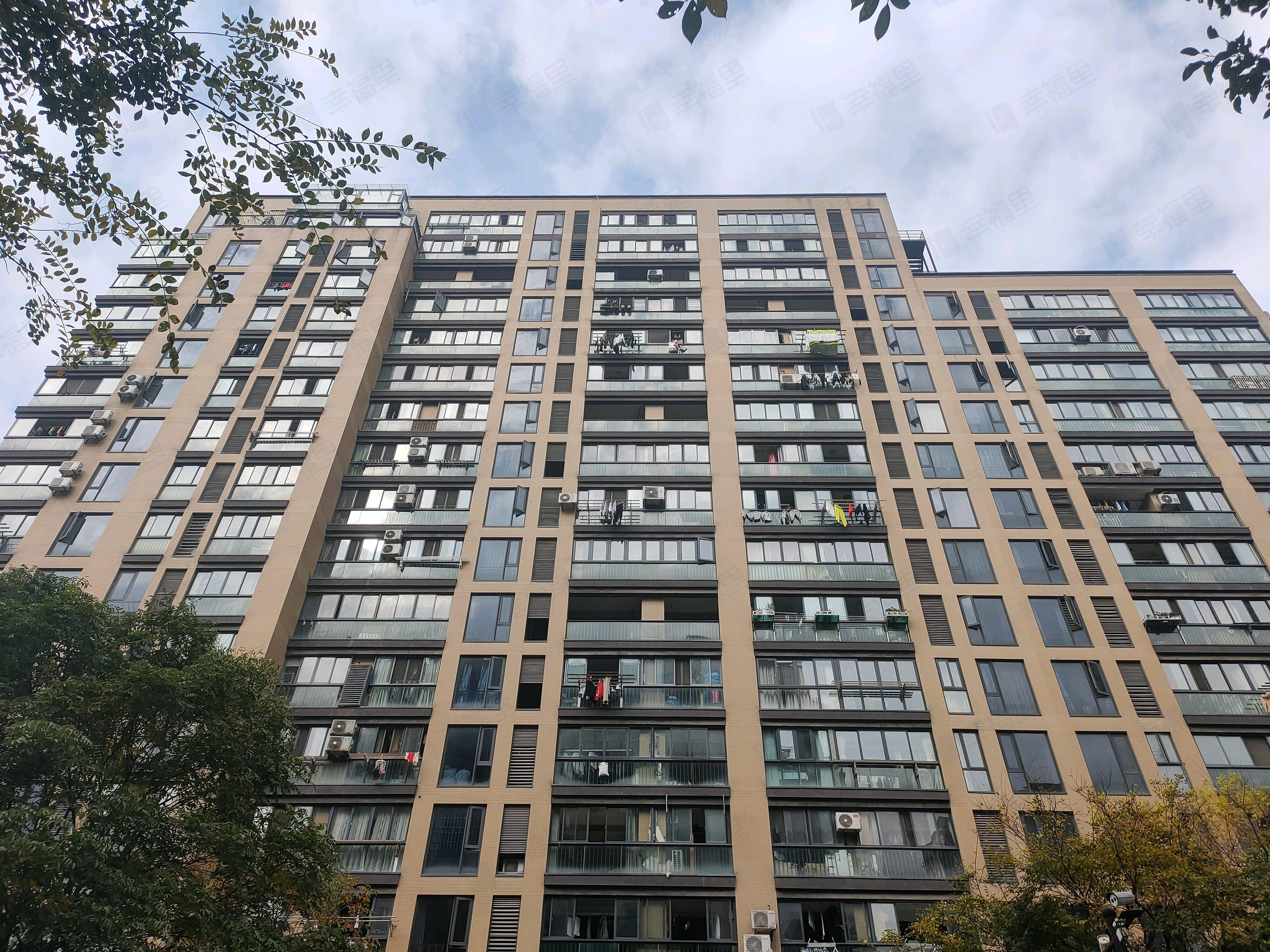 亿丰蔚蓝郡小区效果图