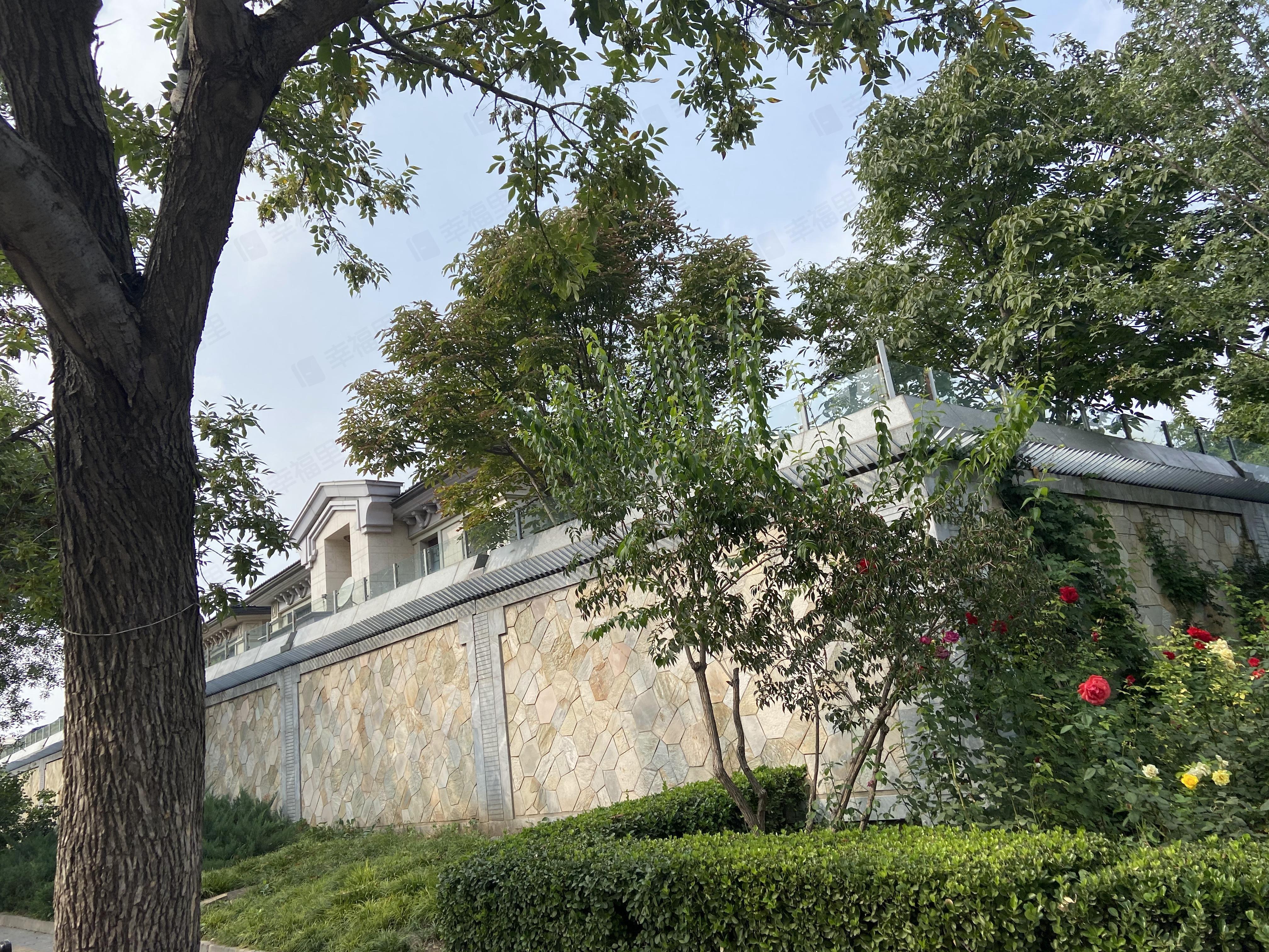 龙湖颐和原著小区效果图