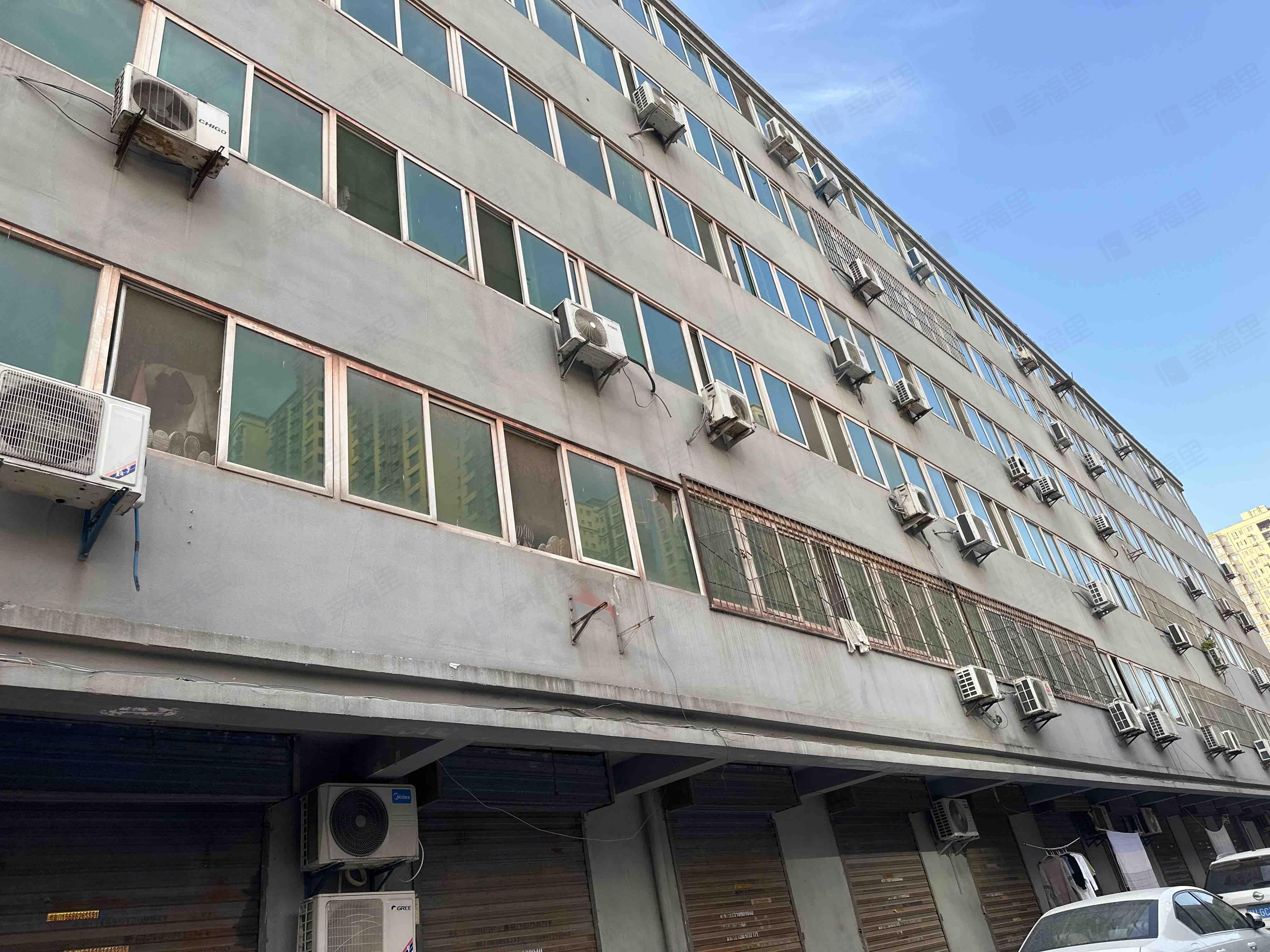 汽车修理厂家属院小区效果图