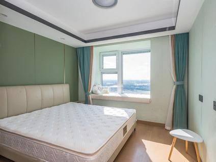 嘉定安亭整租 万科西郊都会4室2厅/122平/顶层