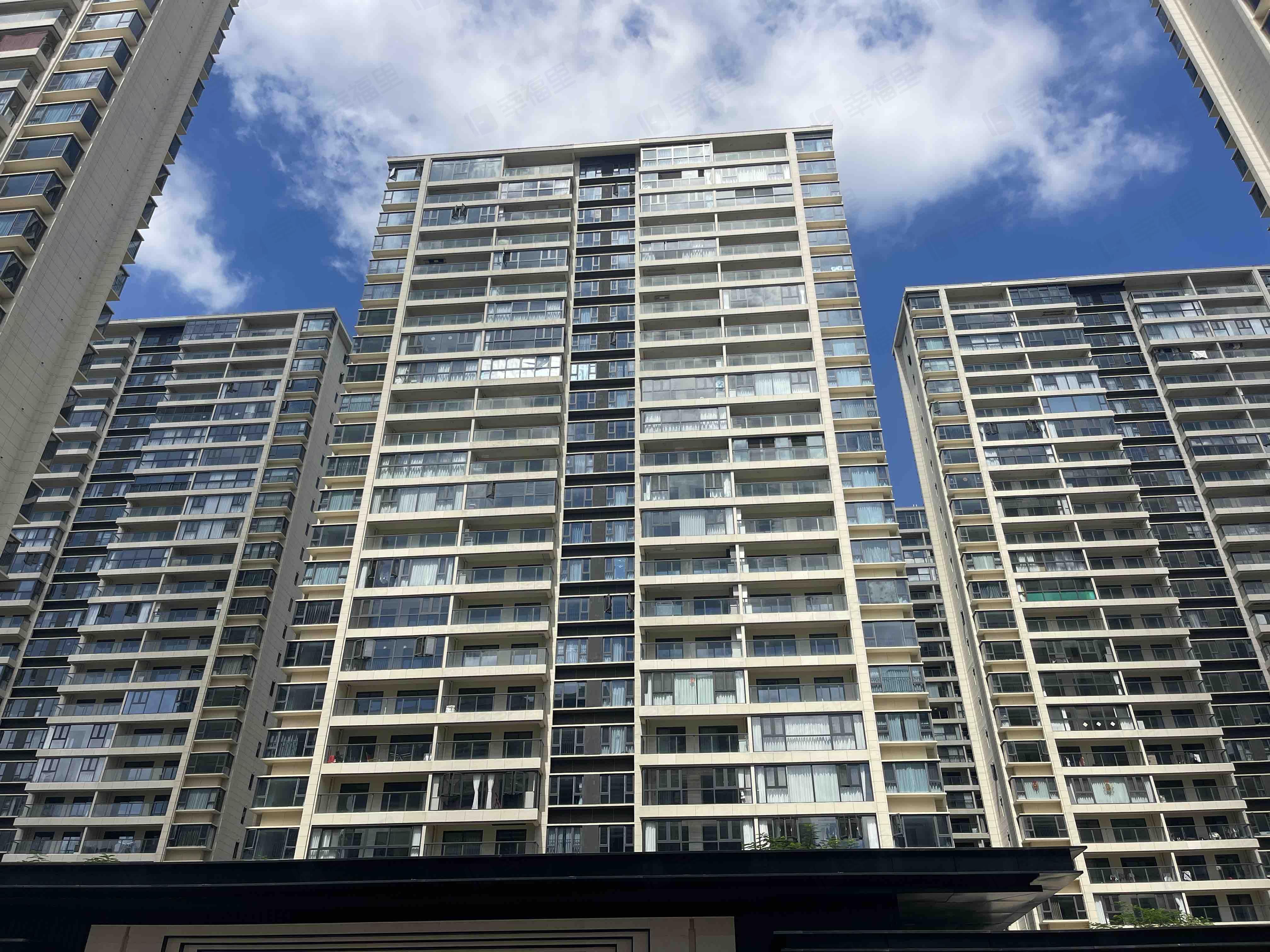 三亚金茂湾小区效果图