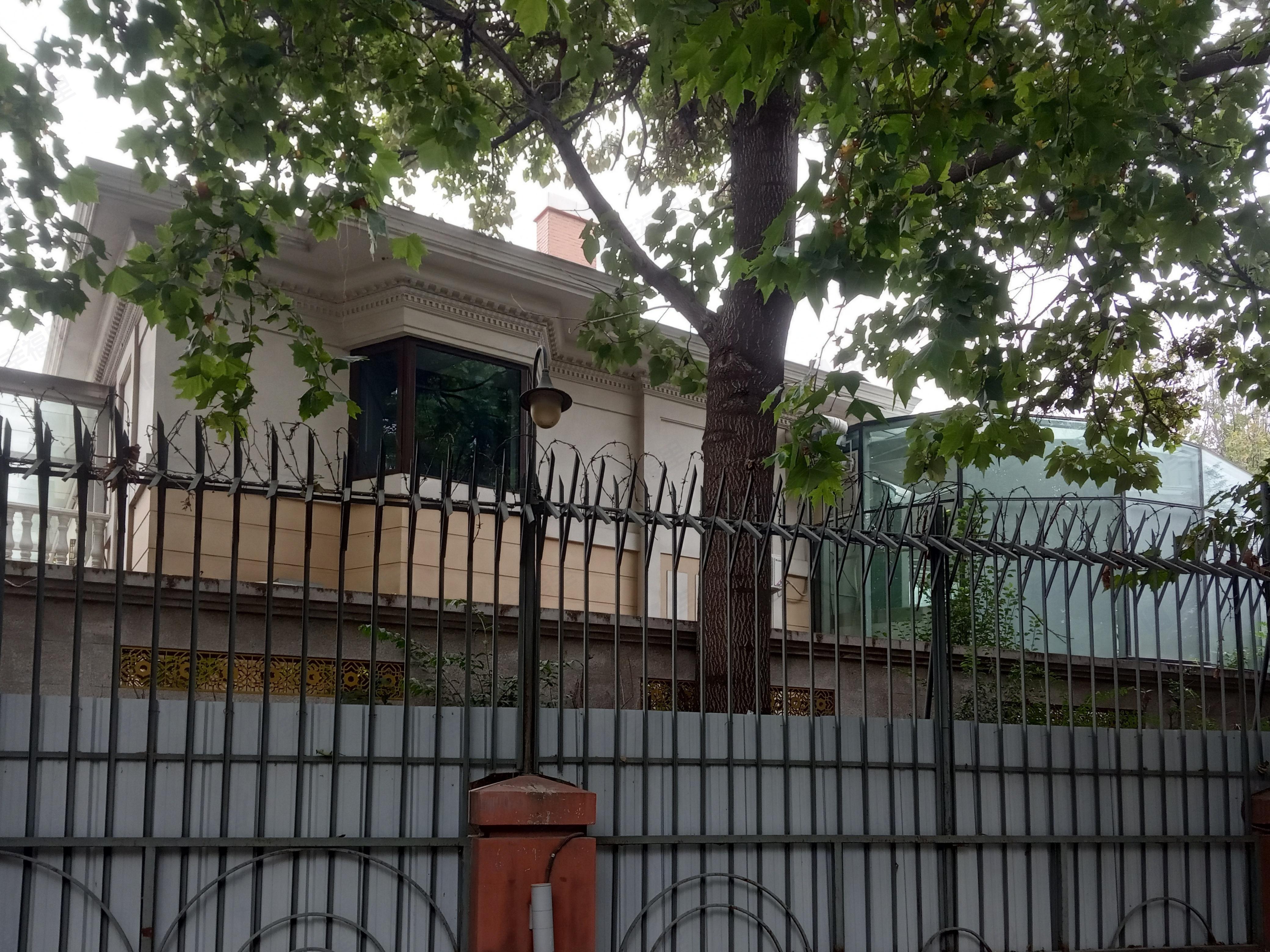 银湖别墅小区效果图