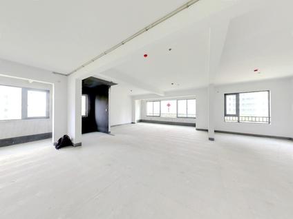 温州百盛润南景苑4室2厅150.34平低楼层/共25层