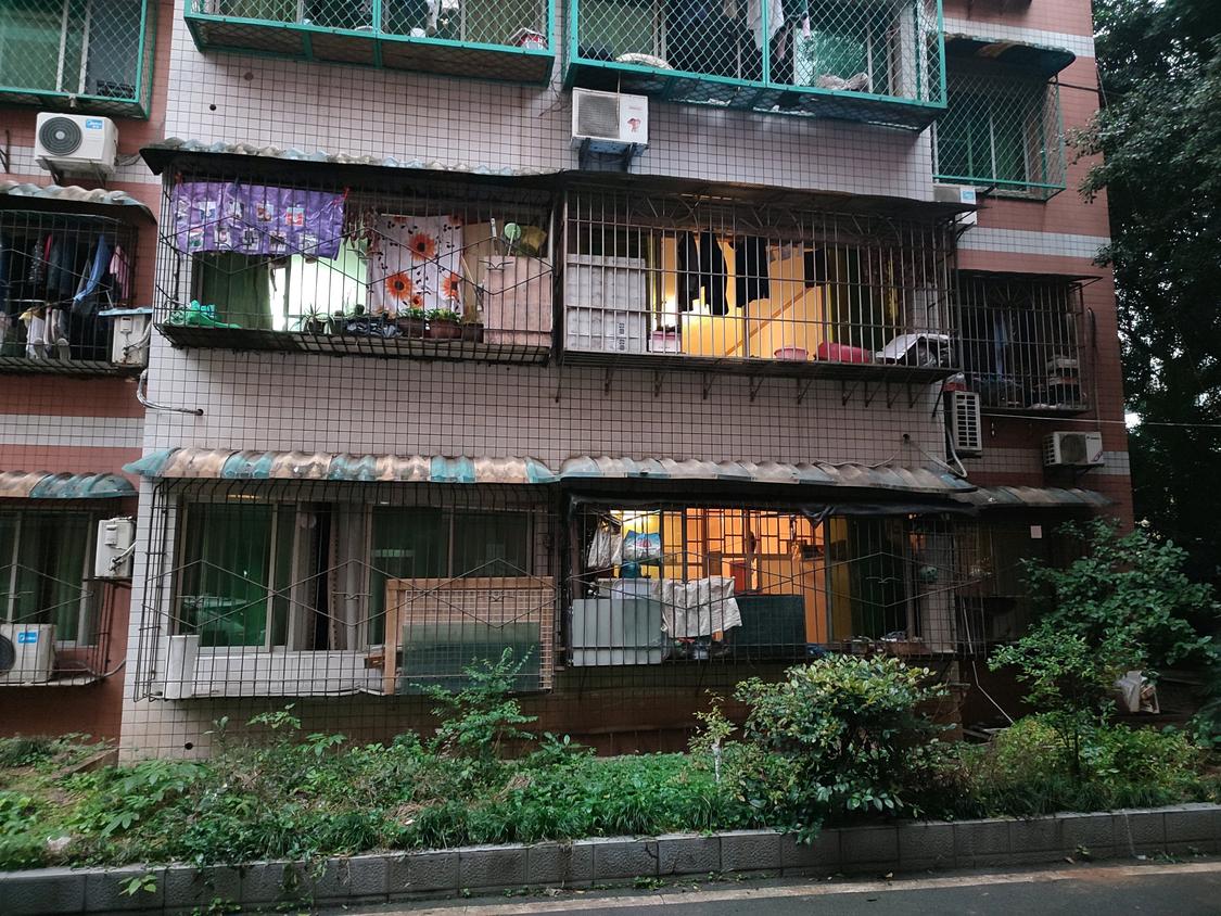 重庆南岸-七公里/2000年建南塘源