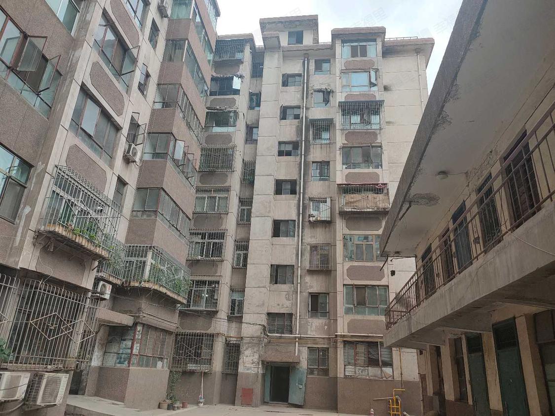 兰州城关-东方红广场/暂无年代建行家属院(广场南口)