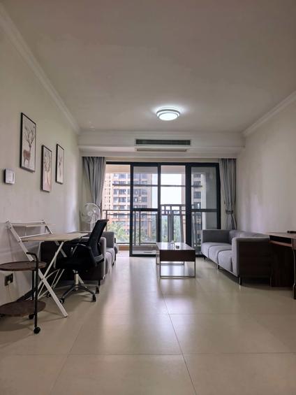 龙华观澜湖整租 观澜湖新城上(东区)3室2厅/132平/中楼层