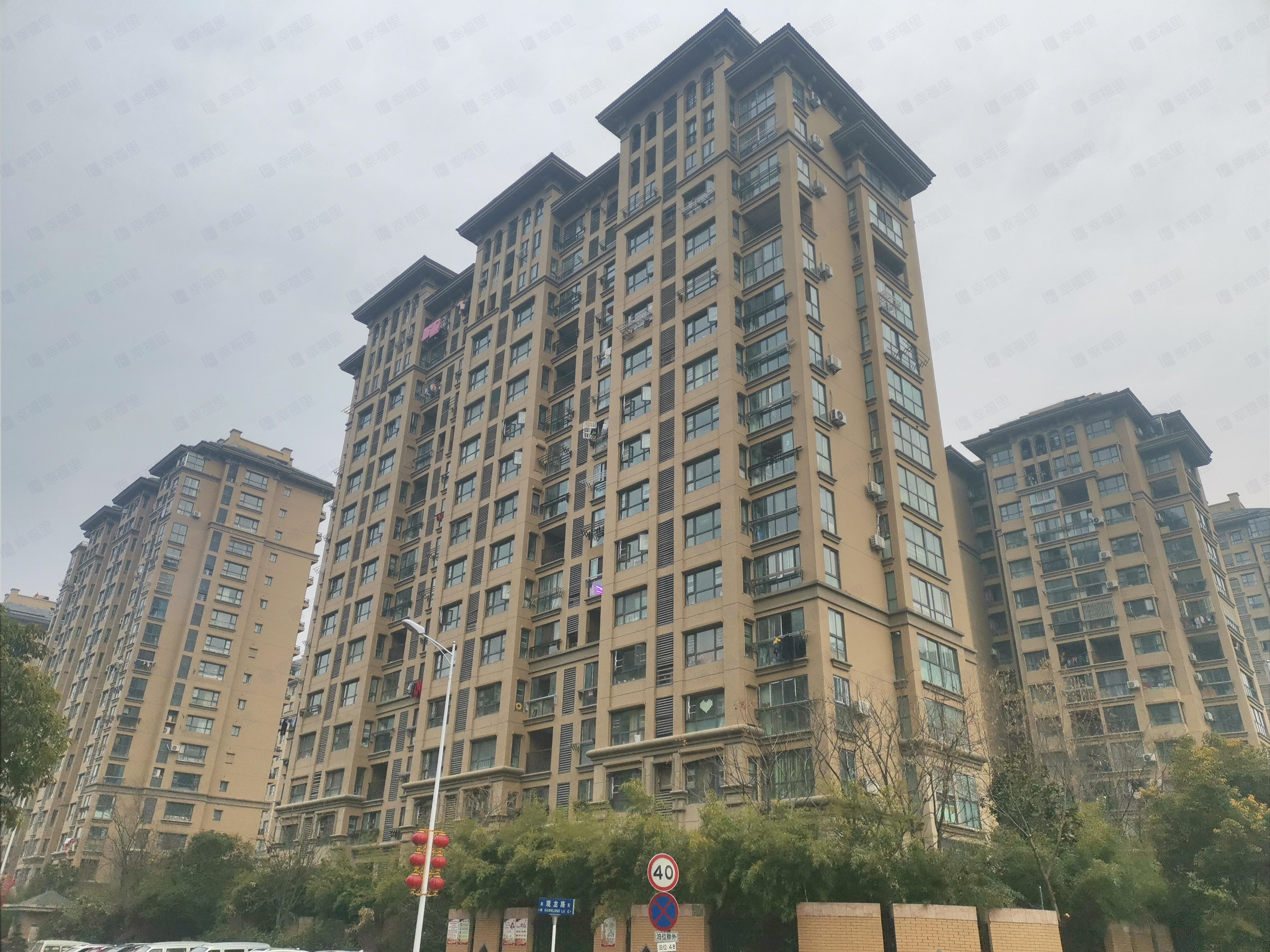 荣盛雨荷苑小区效果图