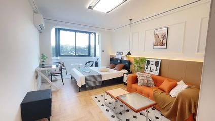 闵行莘庄合租 名都新城(中区)3室1厅/60平/中楼层