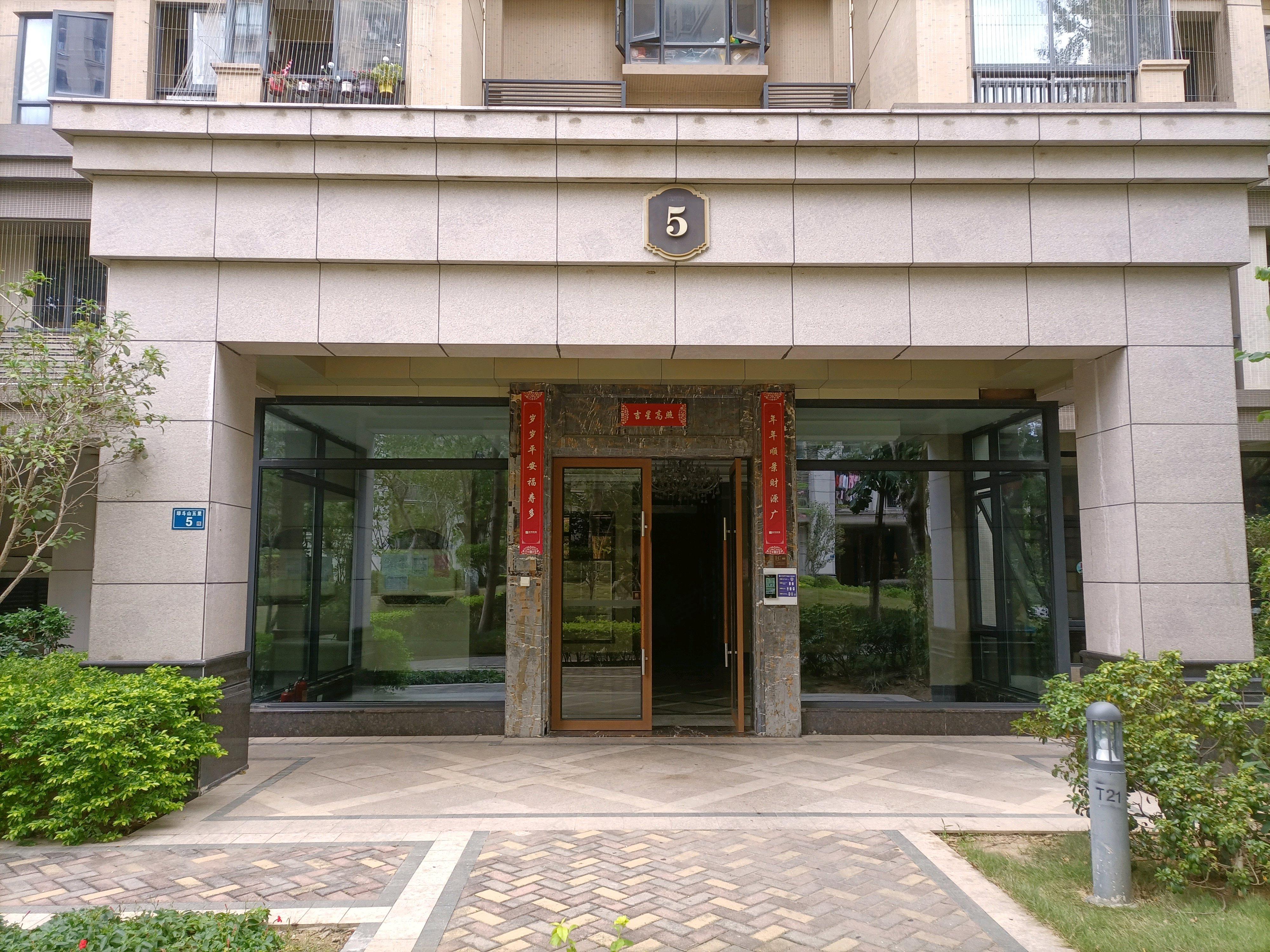 中骏蓝湾尚都小区效果图