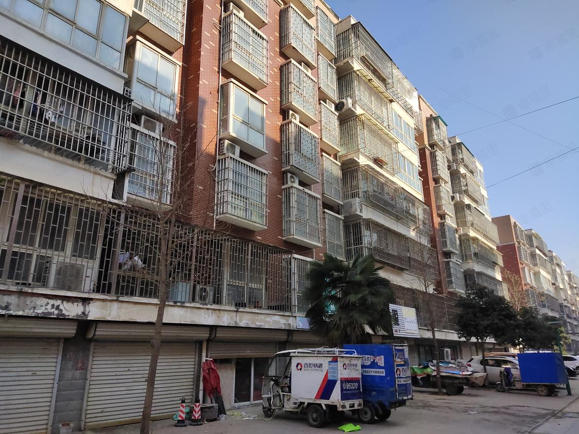 郑州新郑-南龙湖商圈/暂无年代前胡东社区