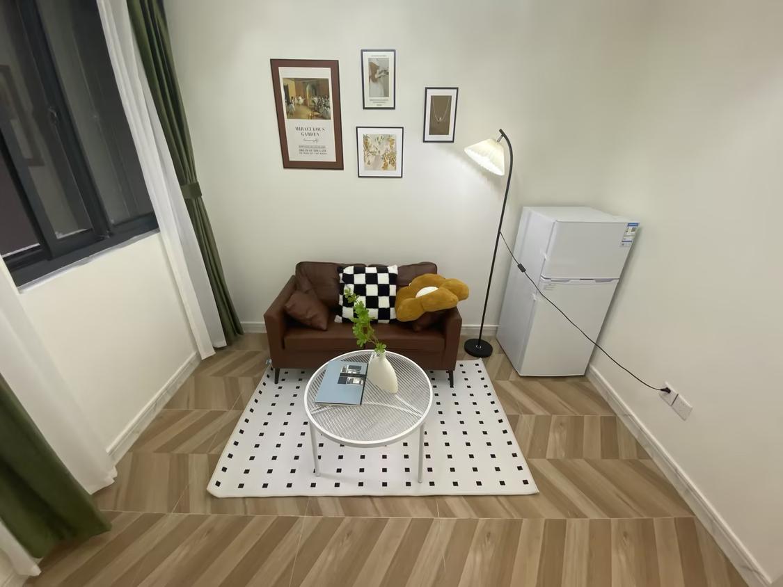 合租·爱庐世纪新苑