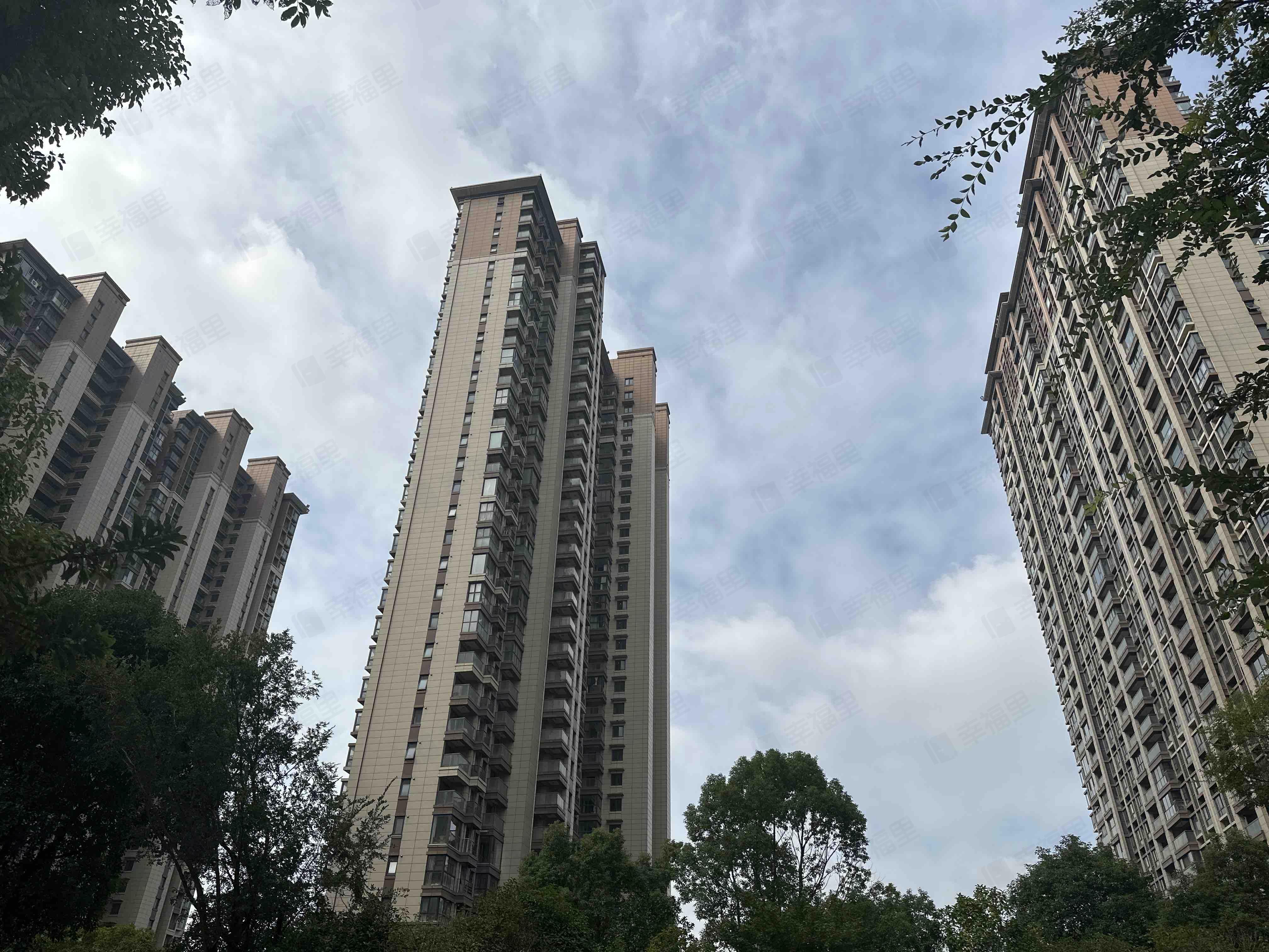 融创荣域小区效果图