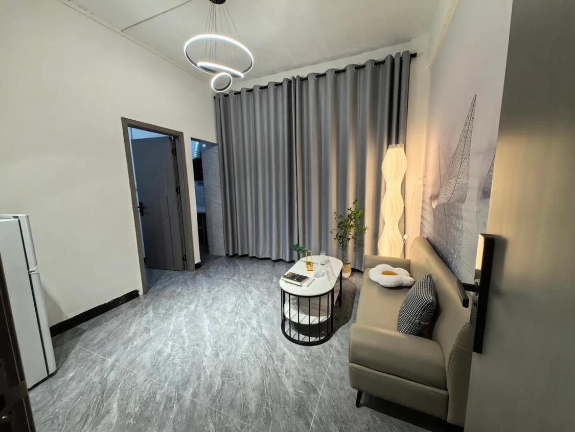 整租·六约新村