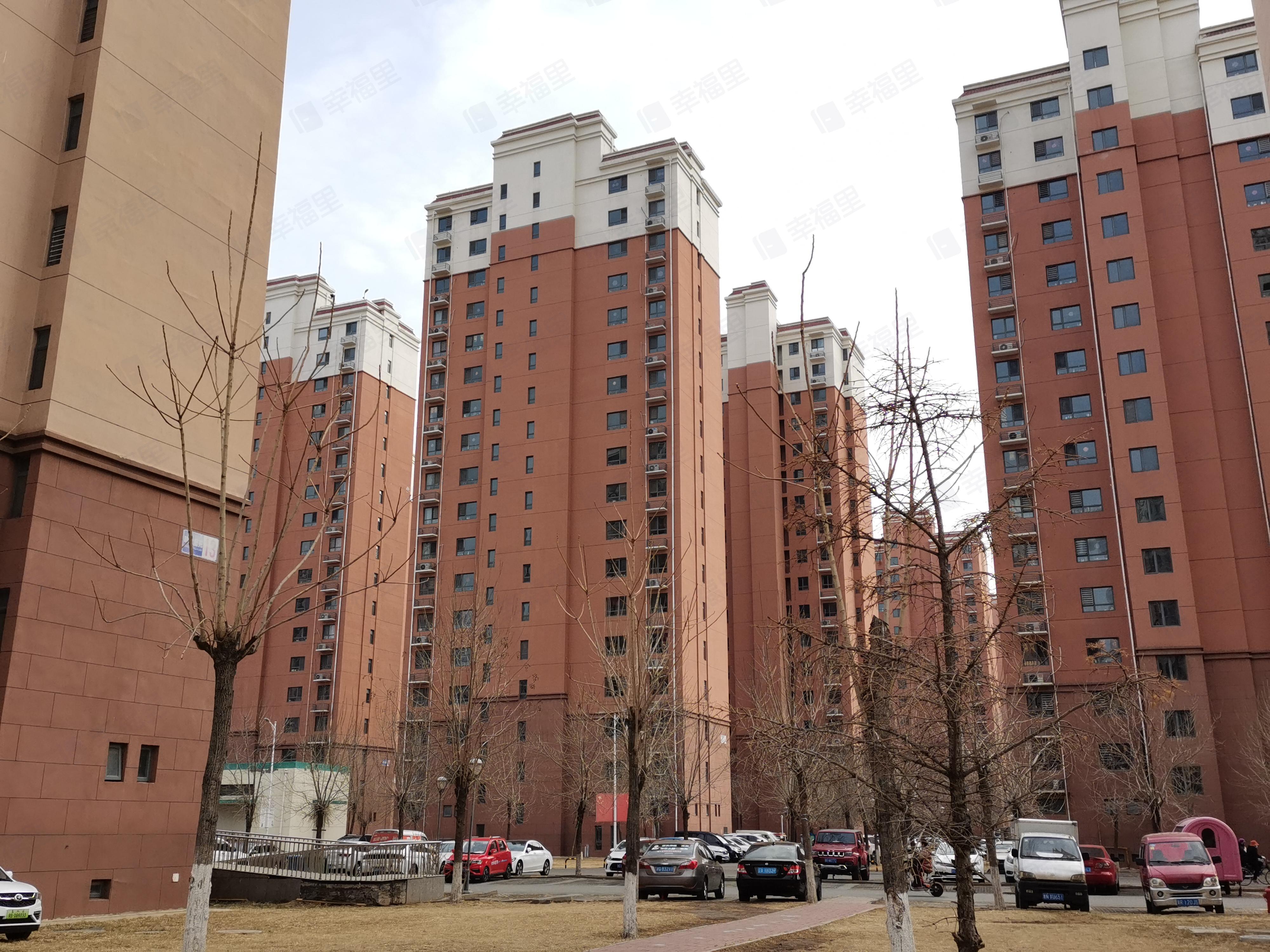 畔水庭苑小区效果图