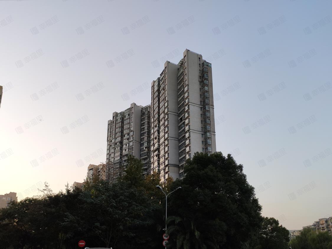 上海普陀-长征/2005年建绿洲湖畔花园