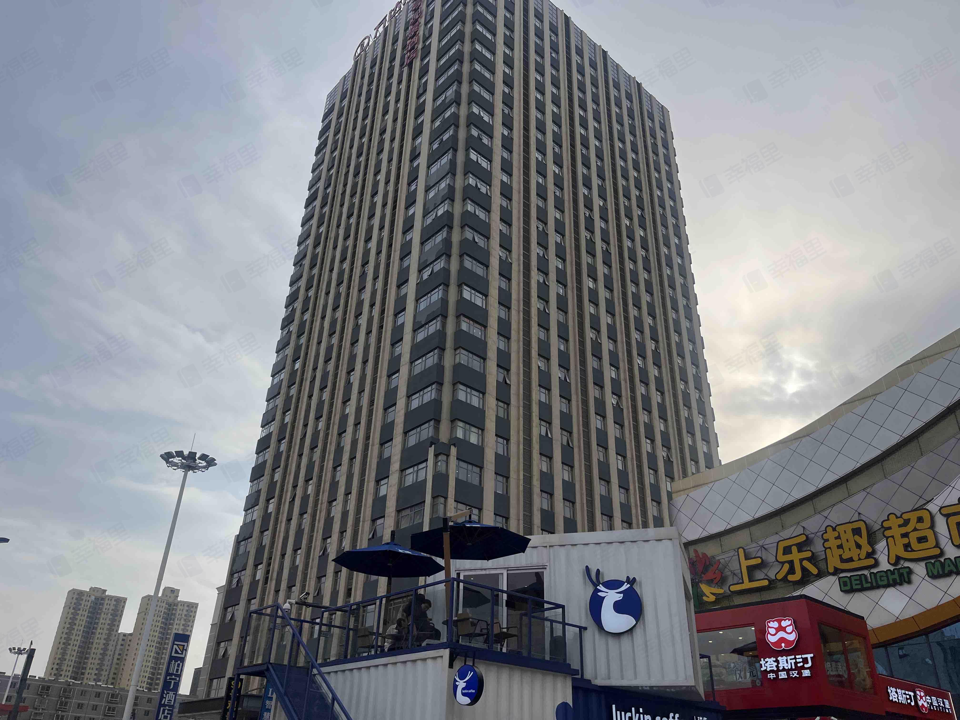 万达广场(新区东路)小区效果图