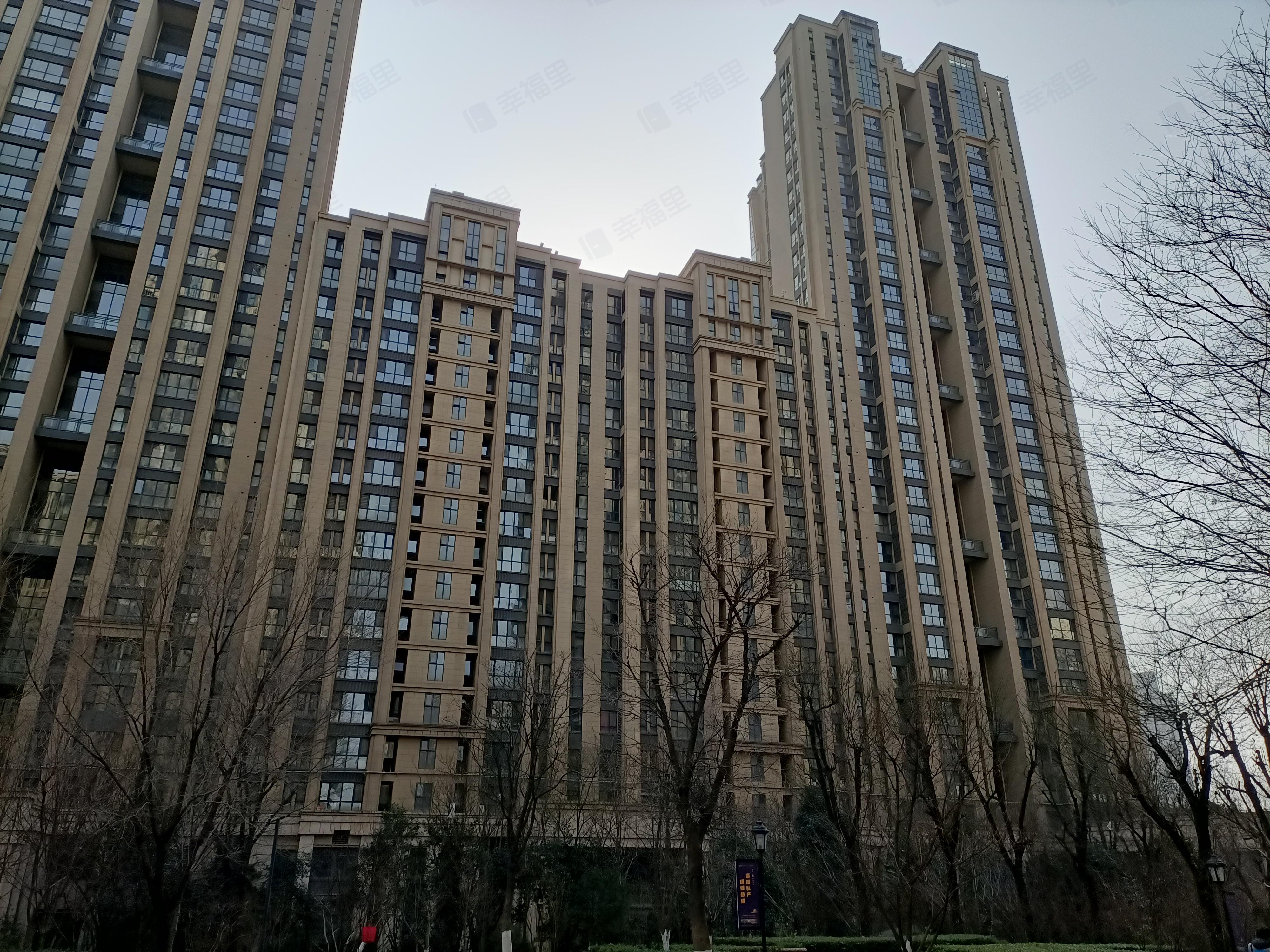 华侨城天鹅堡小区效果图
