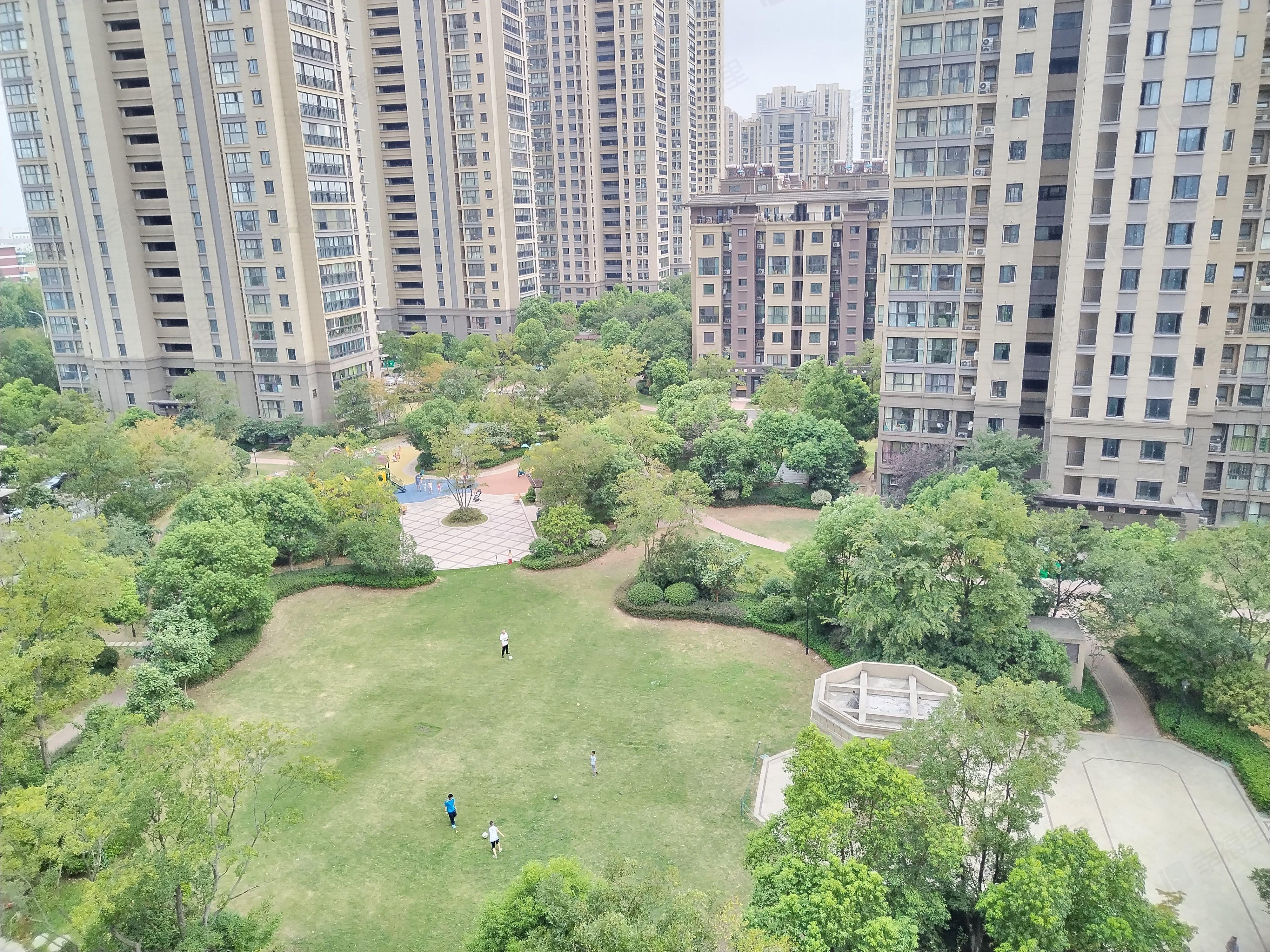 新城玖珑湖(一期)小区效果图