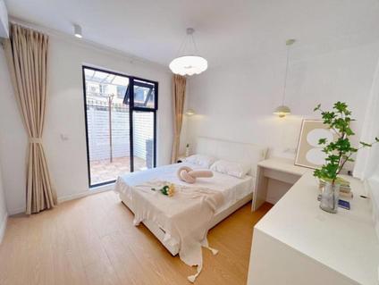 嘉定嘉定新城合租 金沙湾绿地和苑(一期)2室1厅/50平/中楼层