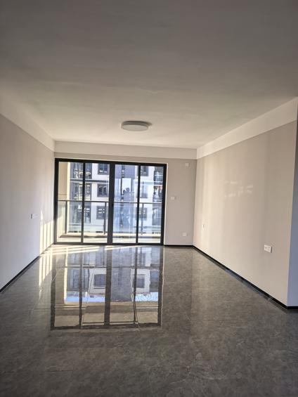 海口观澜湖上东区三区3室2厅126平中楼层/共9层