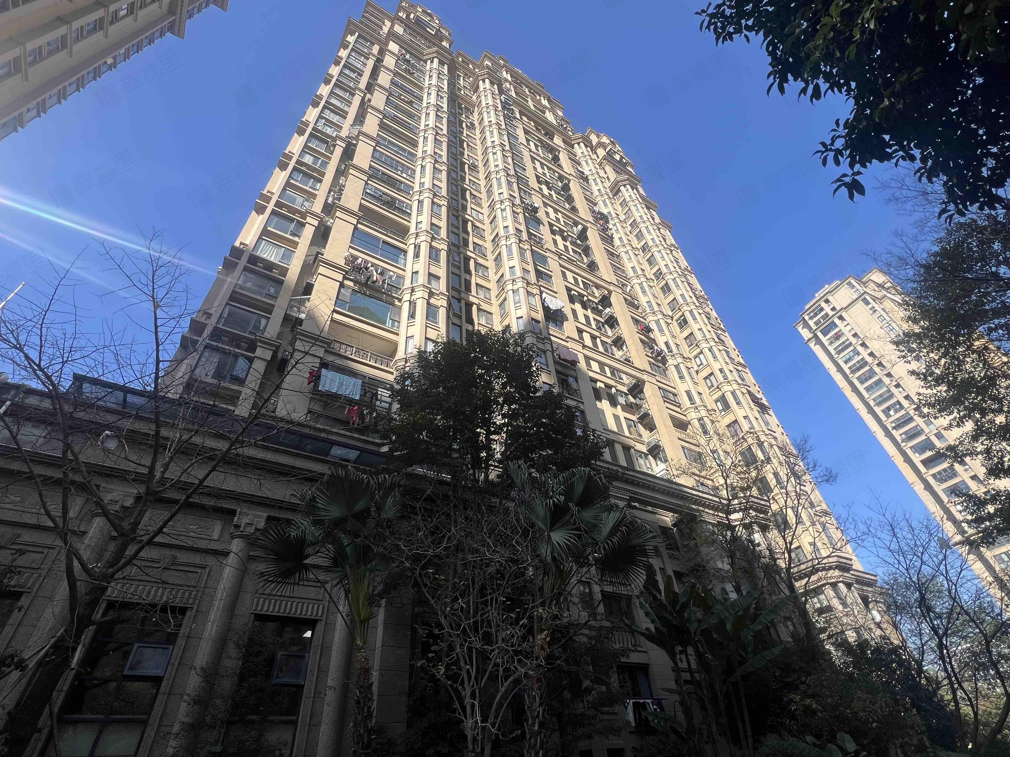 中梁国宾一号小区效果图