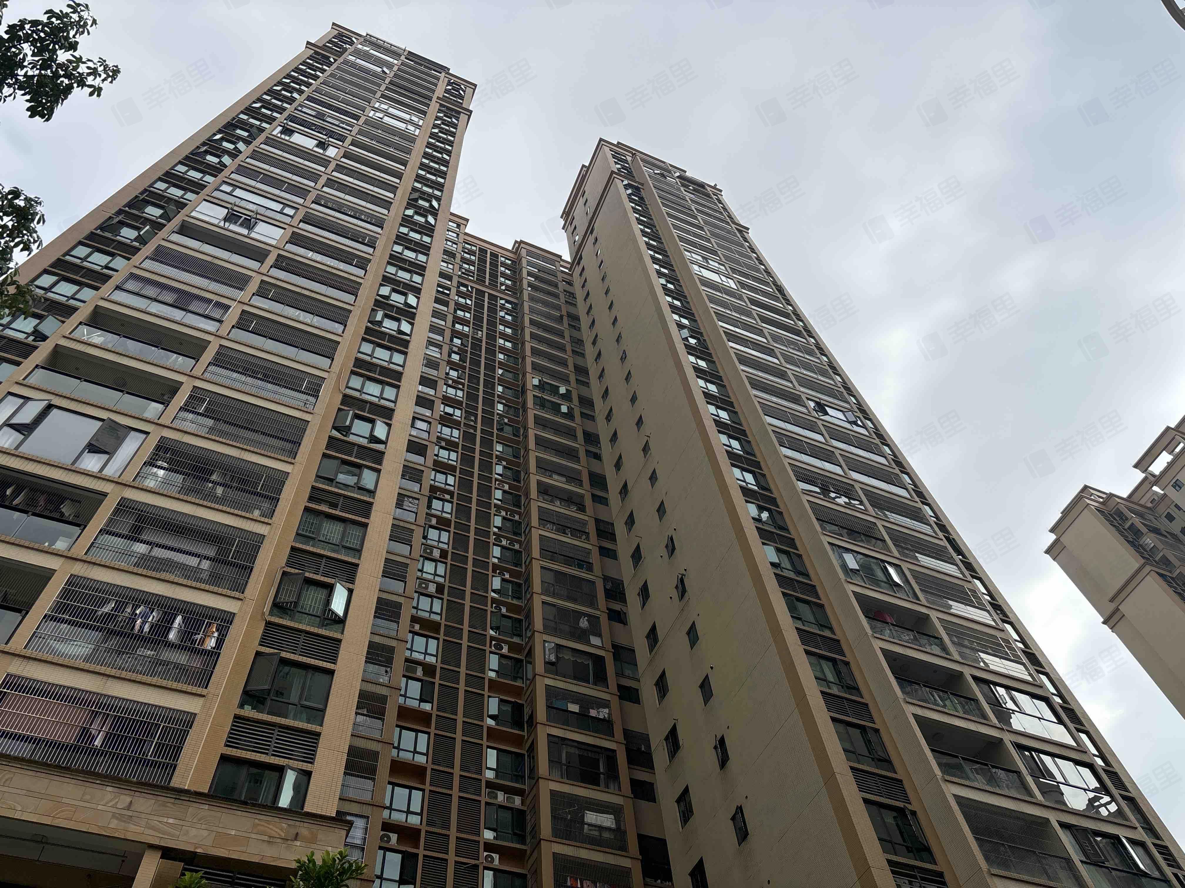 东江湾名门世家小区效果图