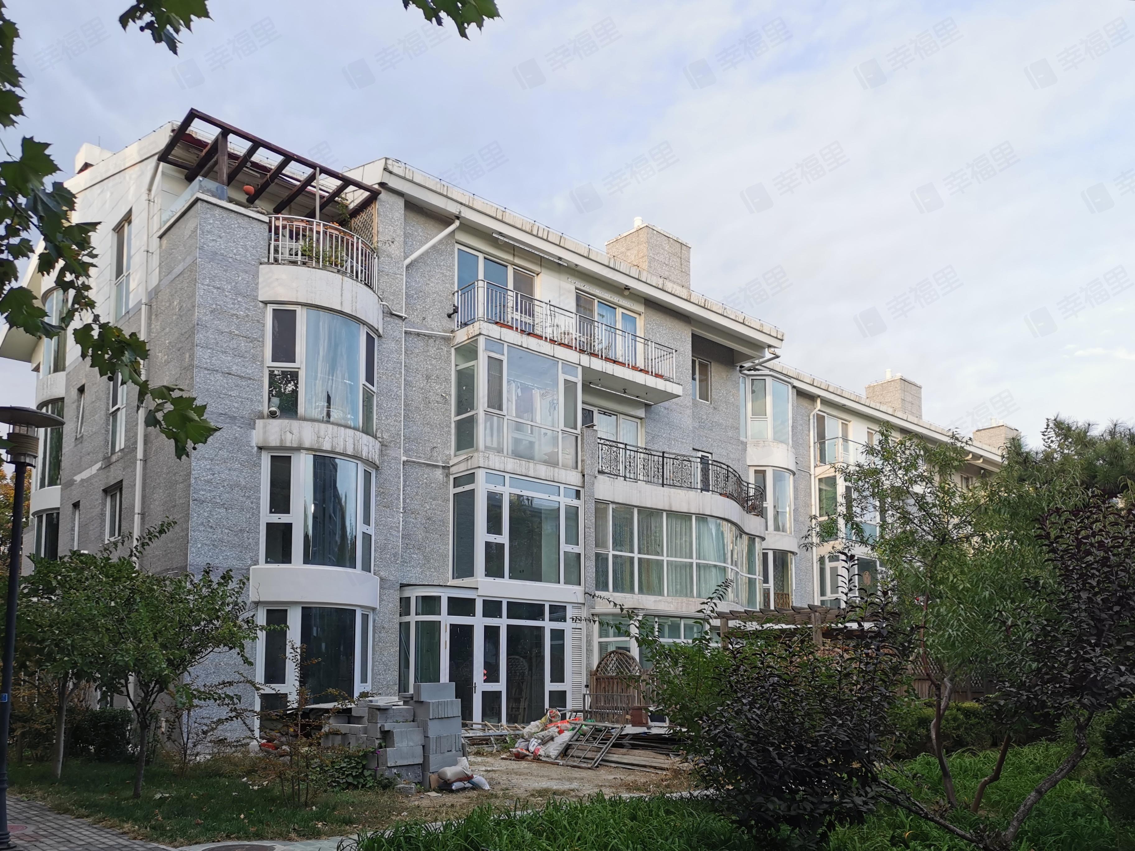 汤泉逸墅小区效果图