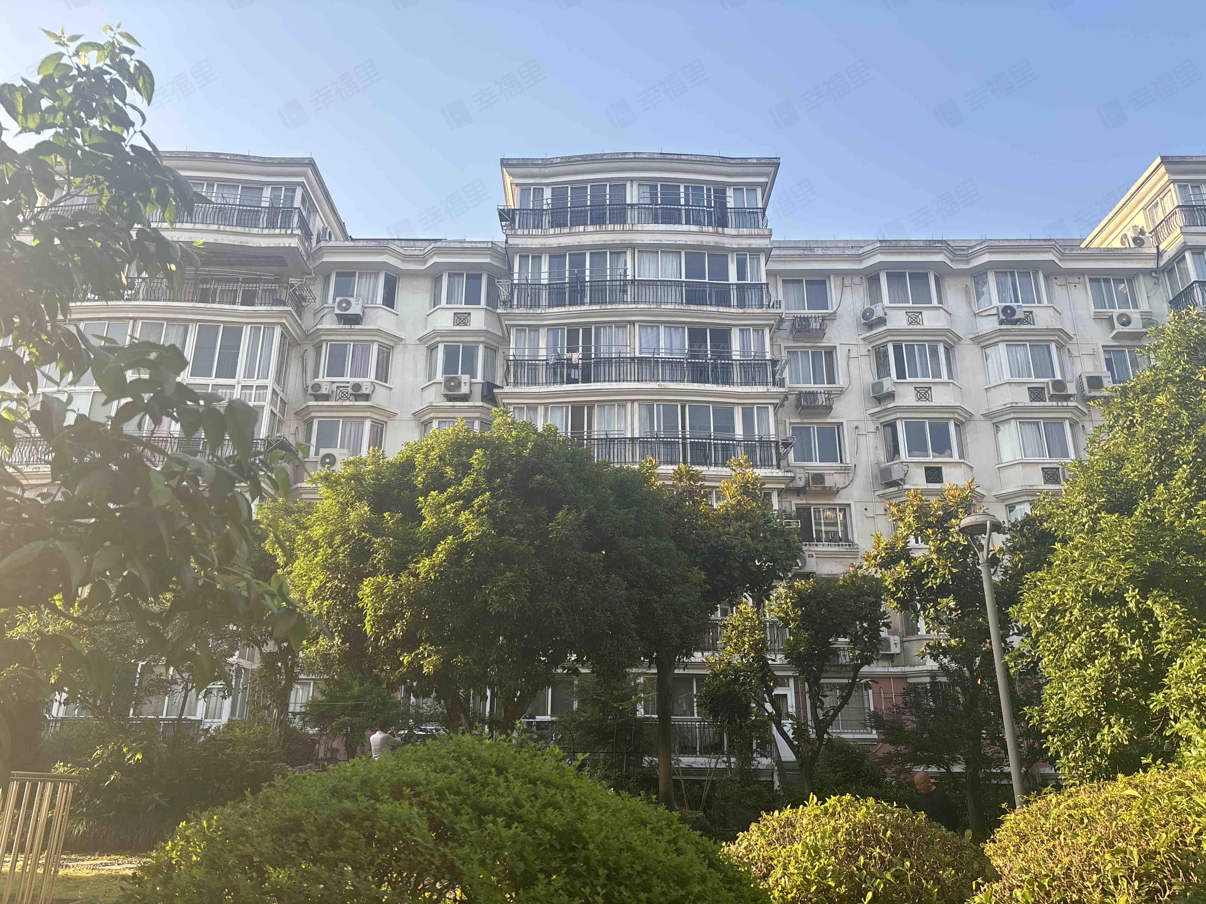 在水一方小区效果图