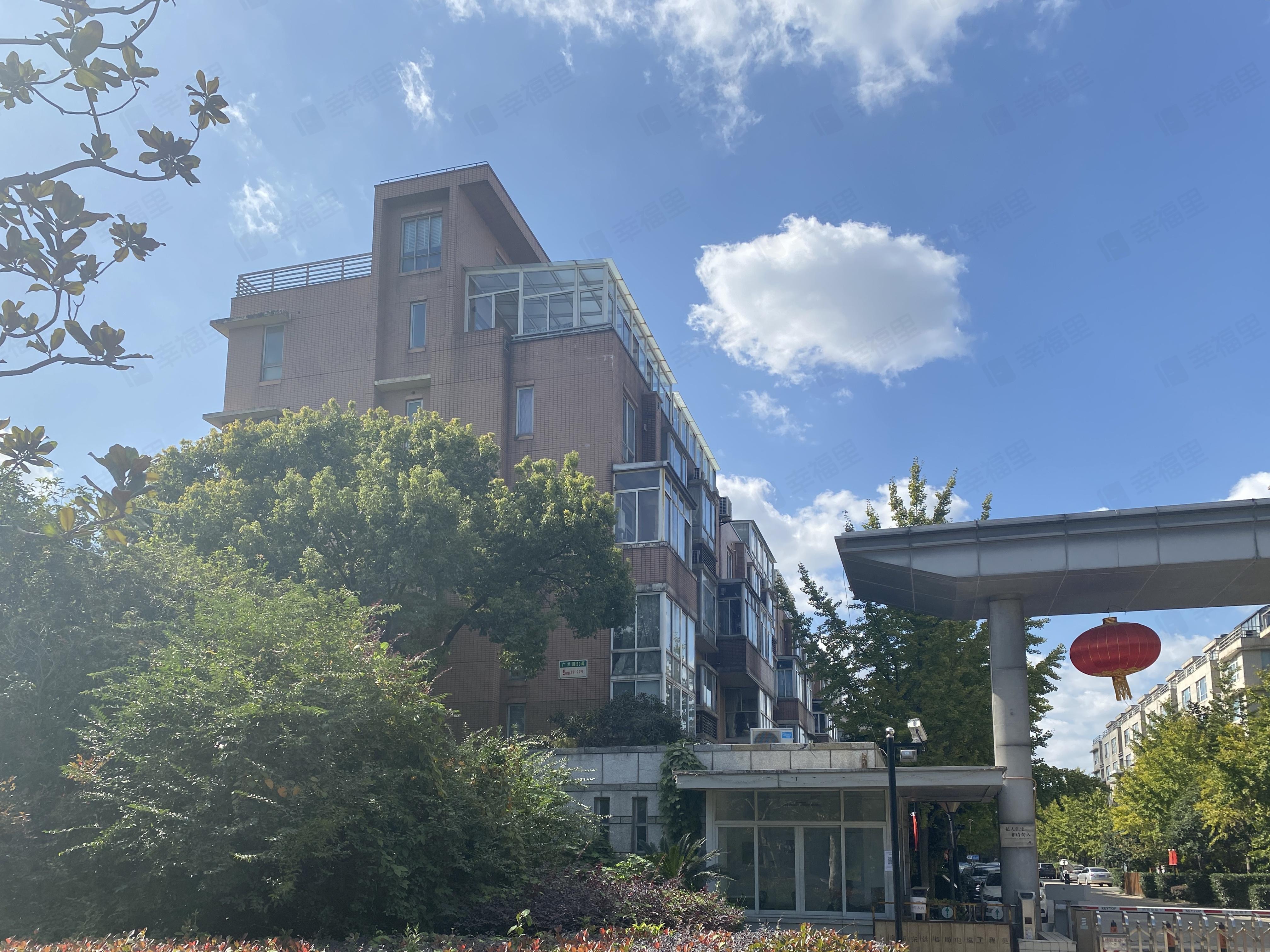 汤臣豪庭小区效果图