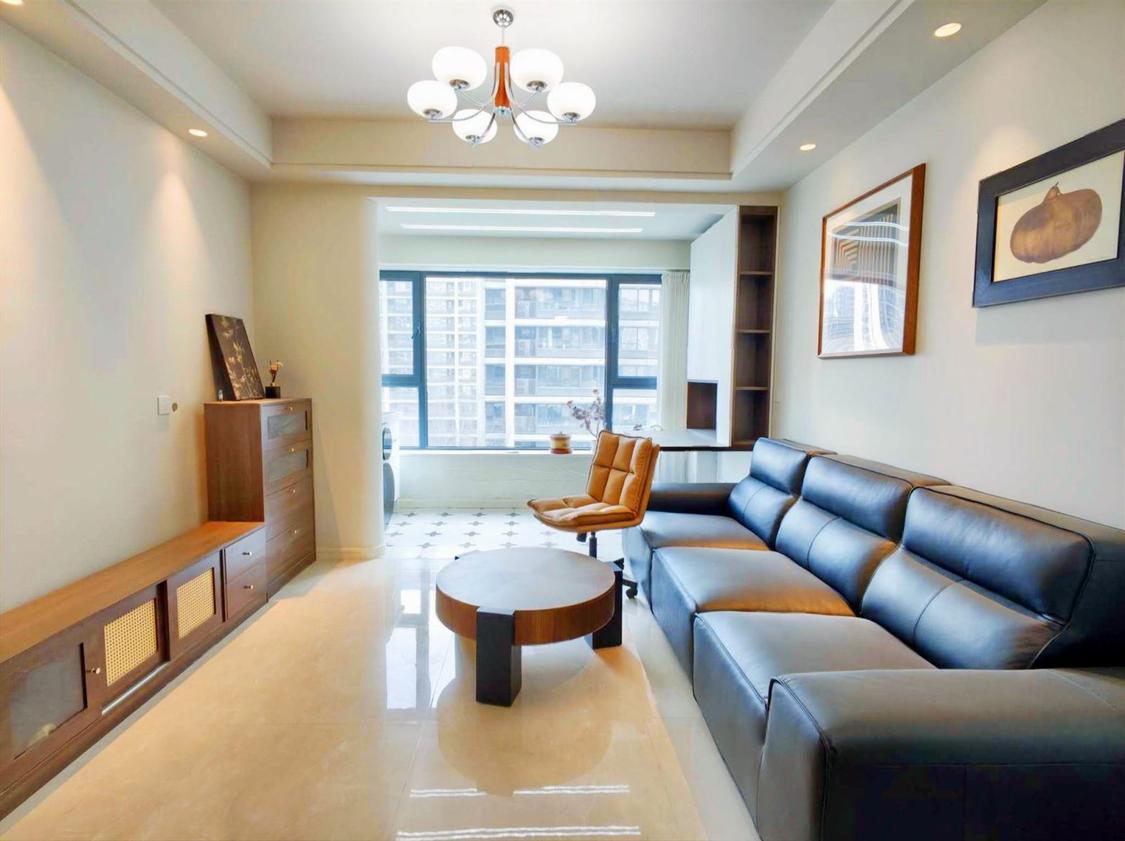 整租·陆港绿城西安全运村芳华苑