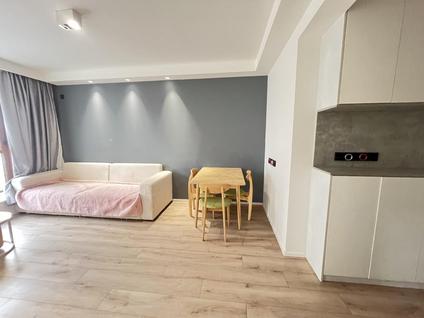 北京城市印象2室2厅70平中楼层/共33层