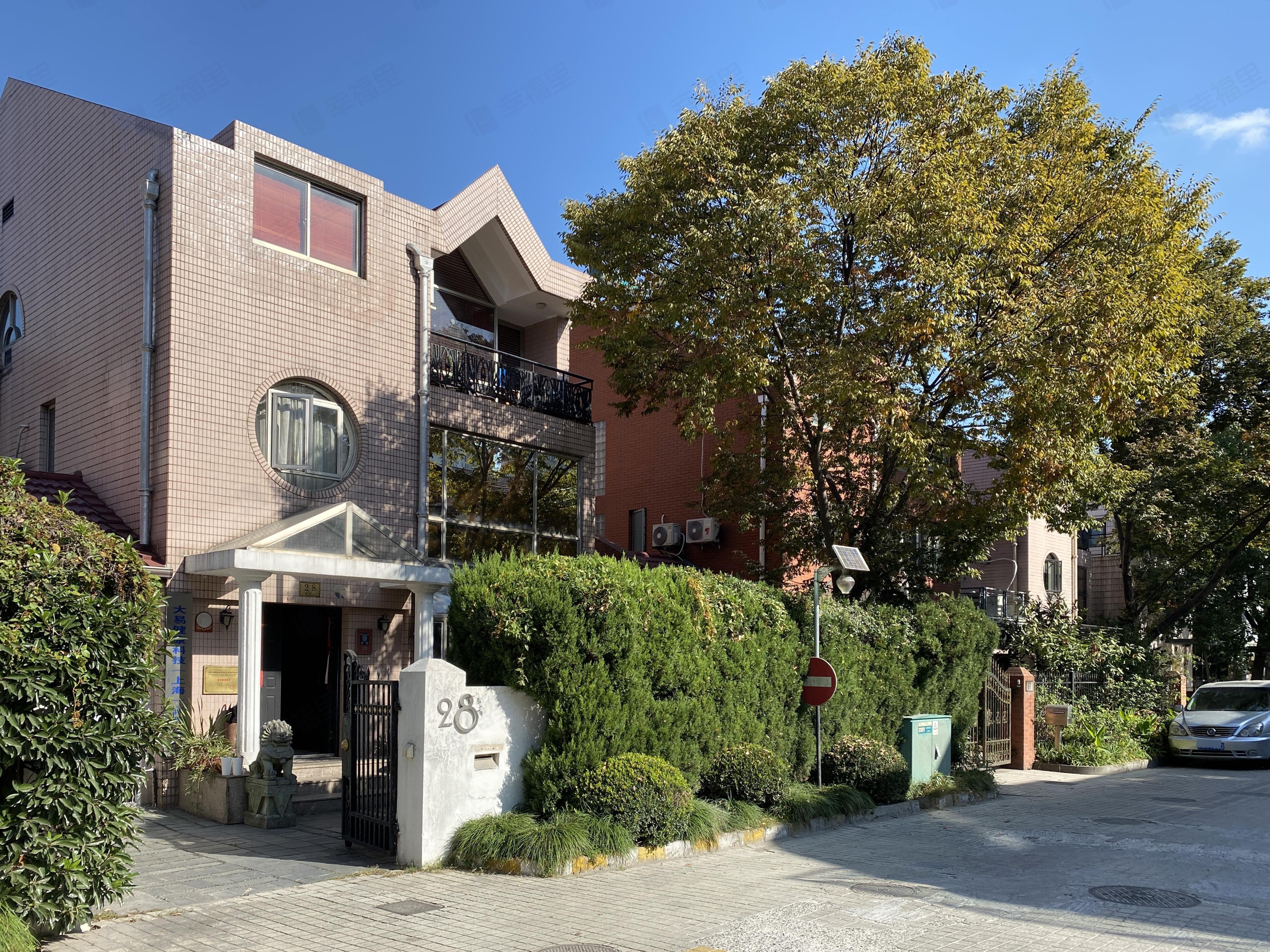 海怡别墅小区效果图