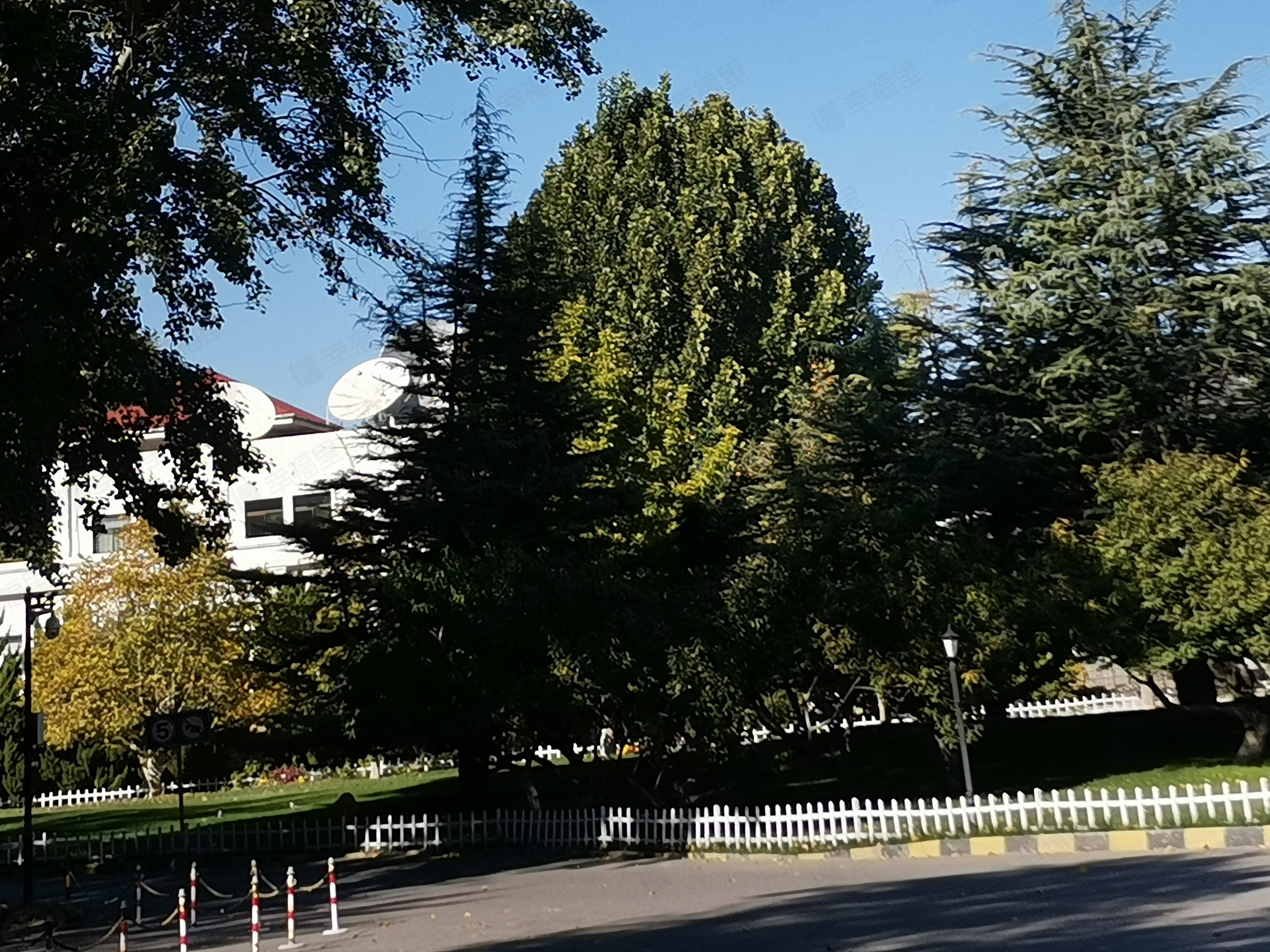 富成花园小区效果图