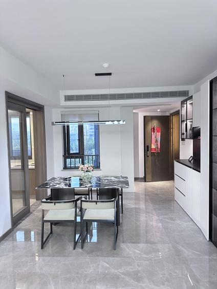 雁塔雁翔路整租 曲江紫金城2室1厅/90平/中楼层