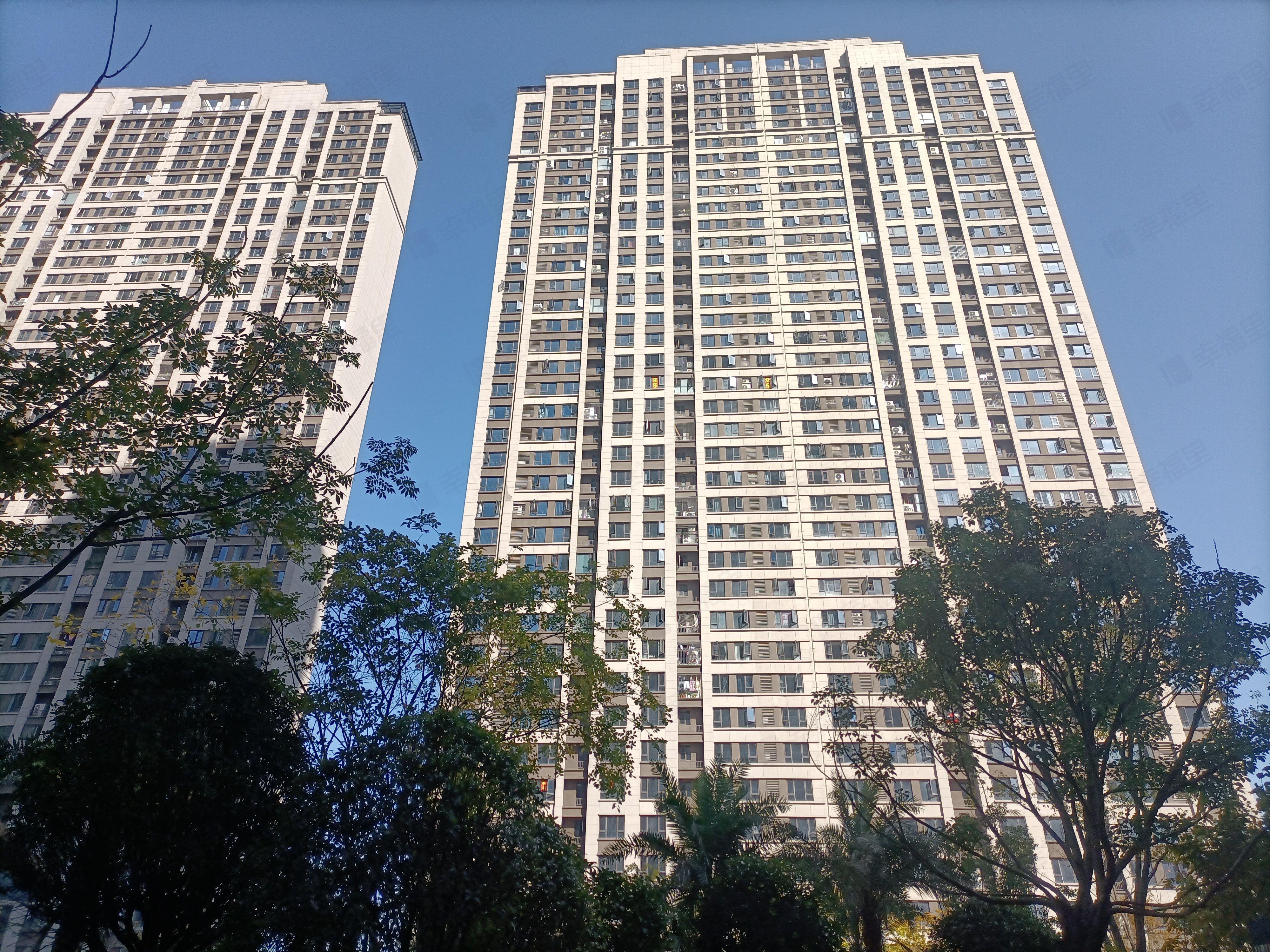 阳光城尚东湾凌云府小区效果图