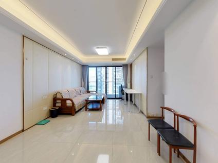 深圳颐安都会中央(三期)4室2厅110平中楼层/共32层