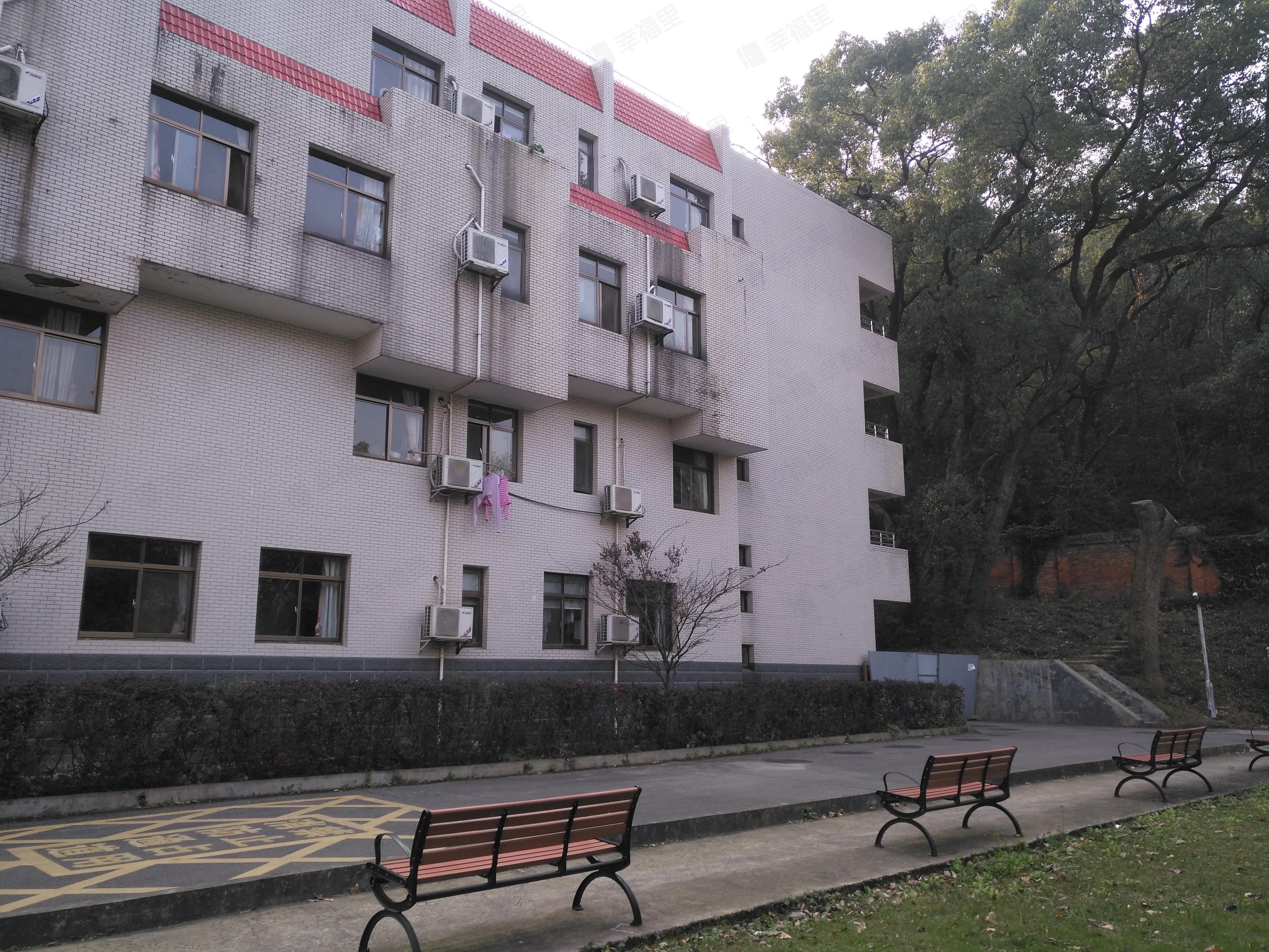 湖南省交通医院麓山老年公寓小区效果图