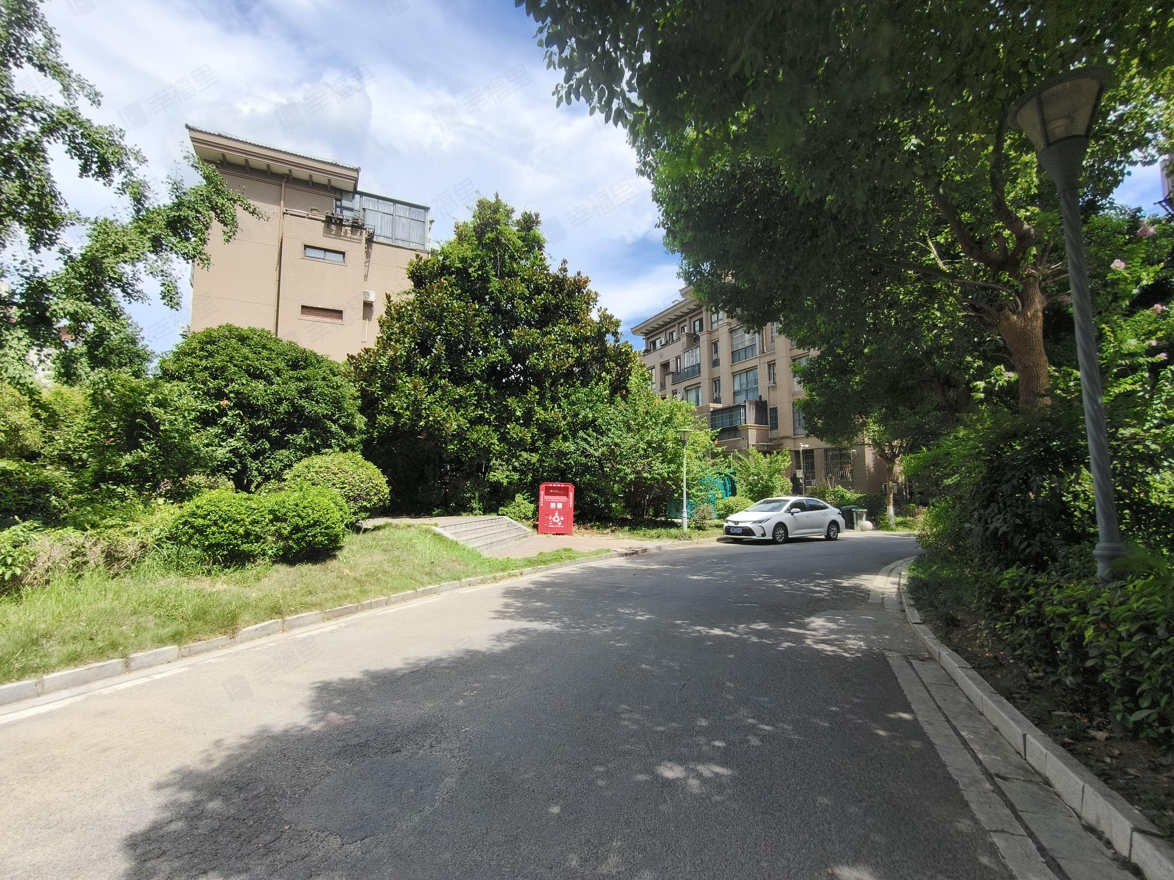 龙山庄园小区效果图