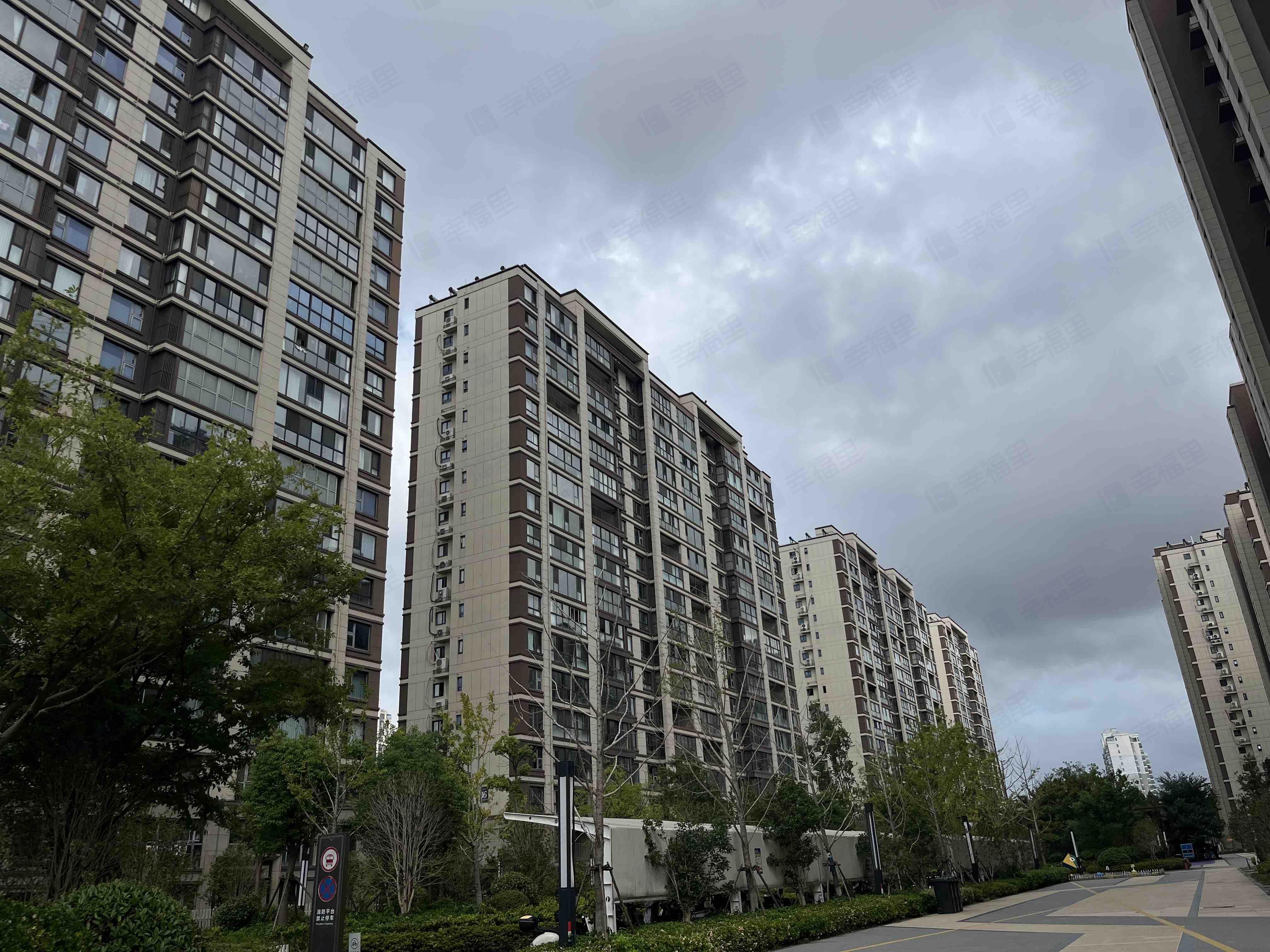 紫宸府小区效果图