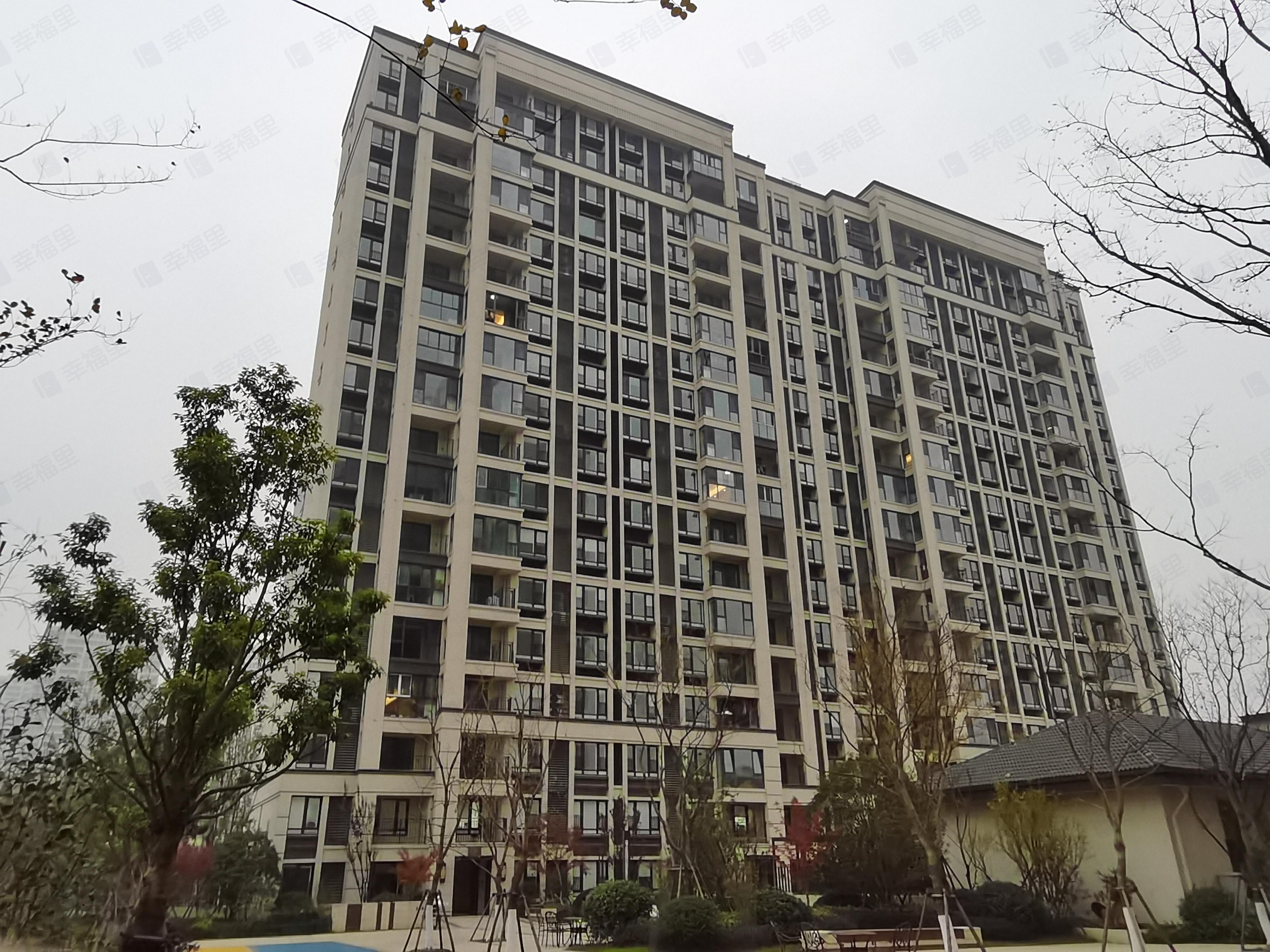 龙湖天宸原著小区效果图